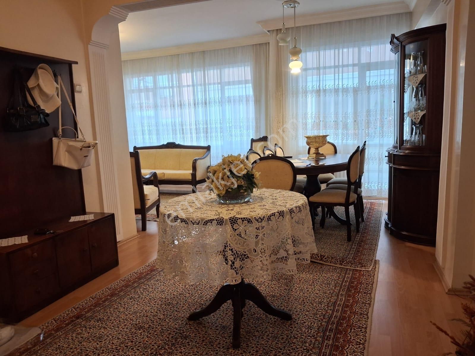 Güzelyalıda 24 Sokakda 2 Ci Kat Herkatta Tek Daire Aydınlık Ferah Daire - Görsel 4