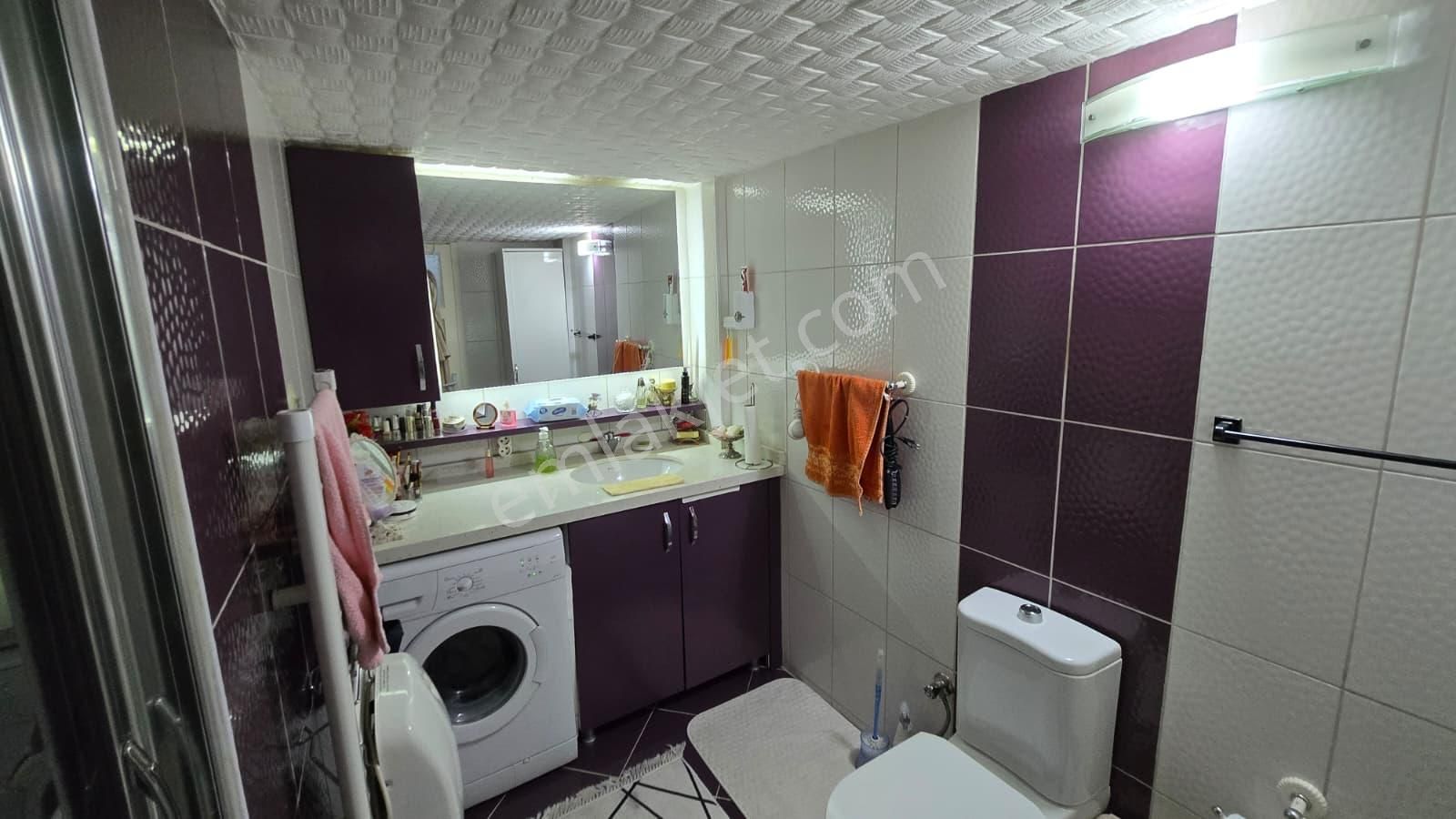 İzmir Konak Mithatpaşa Mahallesi’nde 3+1 Ara Kat • Kapalı Otopark •doğalgazlı , Krediye Uygun - Görsel 22