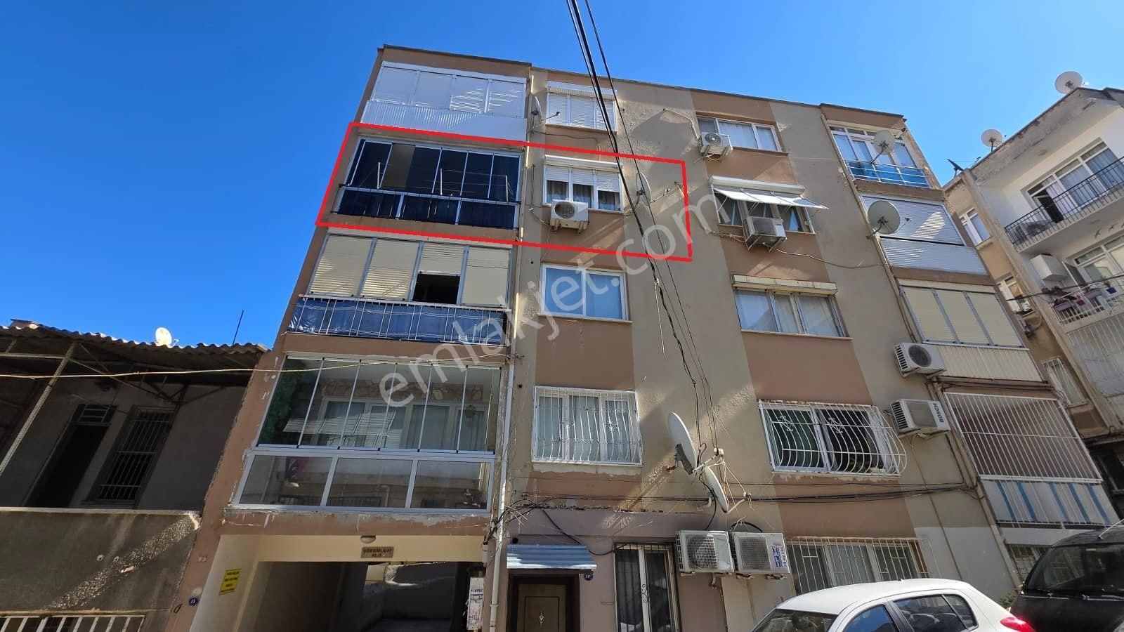 İzmir Konak Mithatpaşa Mahallesi’nde 3+1 Ara Kat • Kapalı Otopark •doğalgazlı , Krediye Uygun - Görsel 2