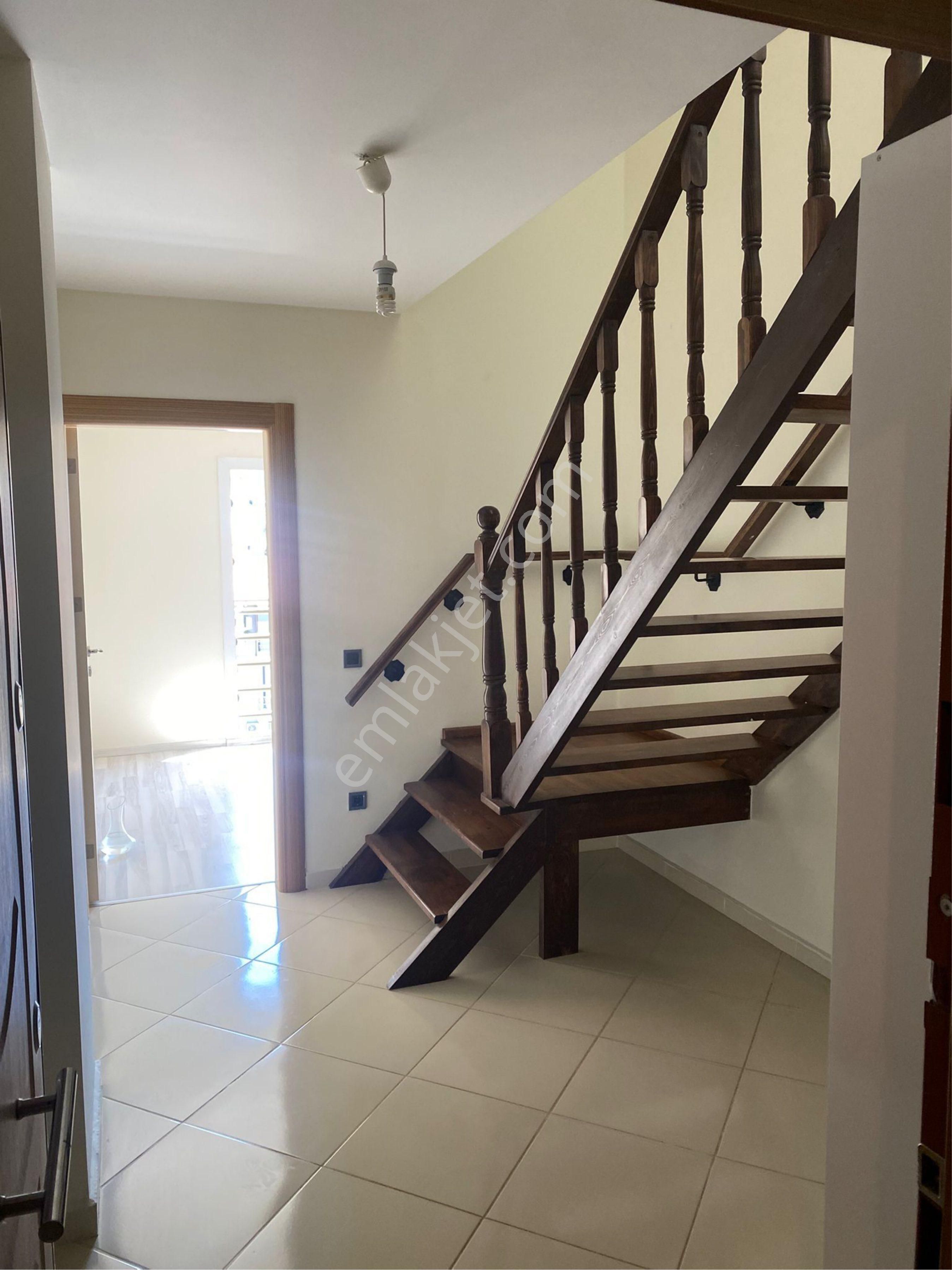 Şehir Merkezine Yakın 3+1 Çatı Dublex Daire - Görsel 20