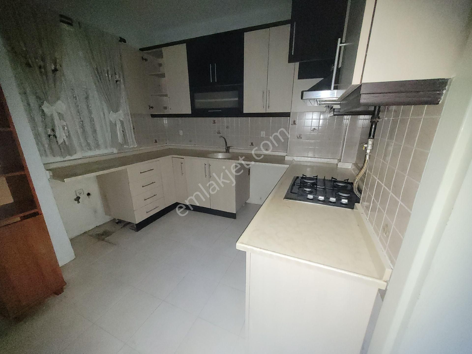 Tarihi Asansör Yakını Full Bakımlı Kiralık Daire - Görsel 10