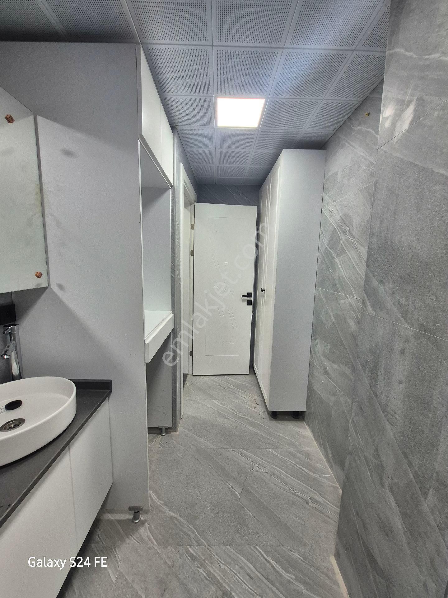 Bornova Atatürk Te 3+1 Satılık Lüks - Görsel 21