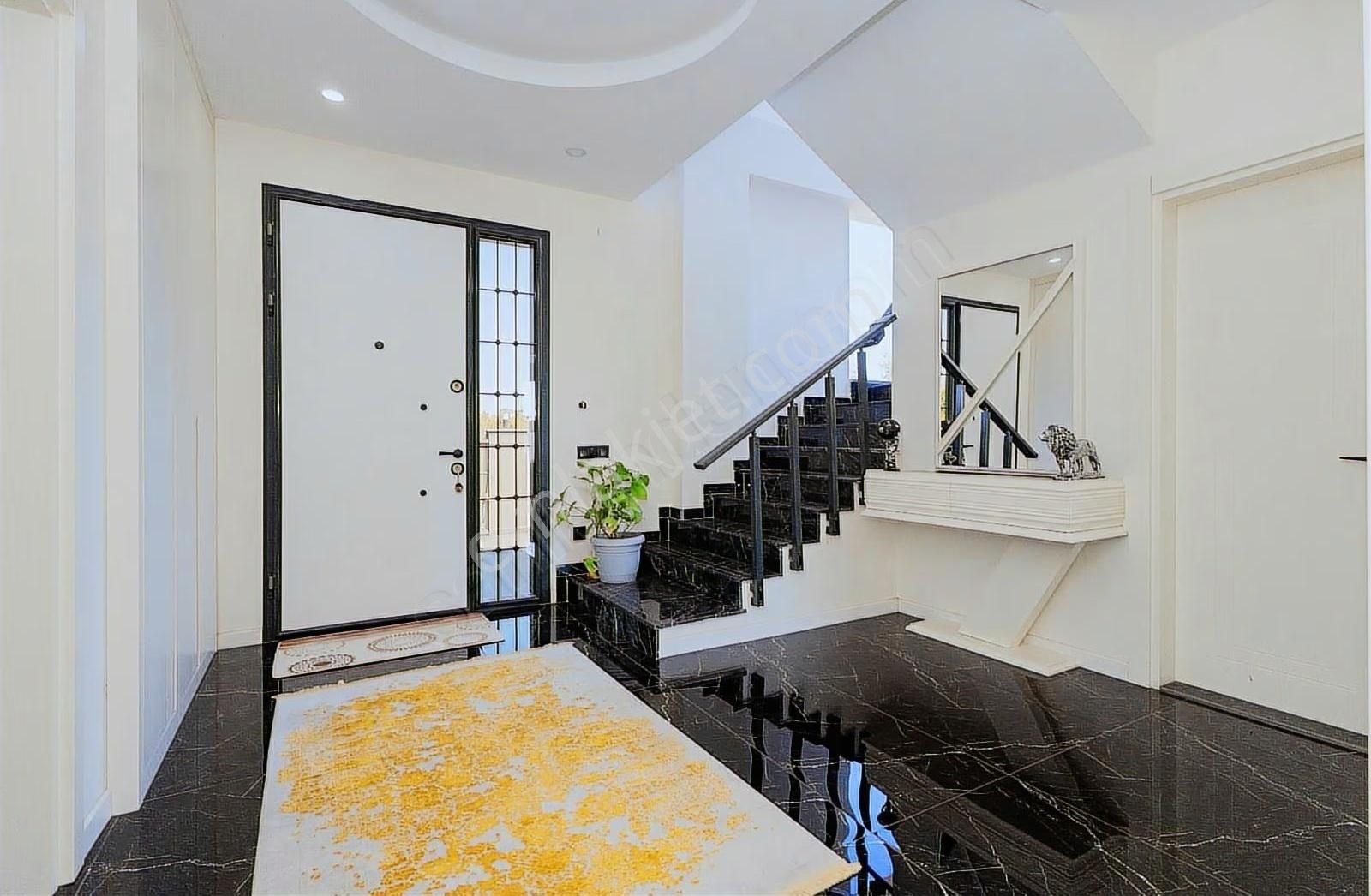 Maliyetine 6+1 Müstakil Villa / 520 M2 Arsası / Yeşilbayır - Görsel 18