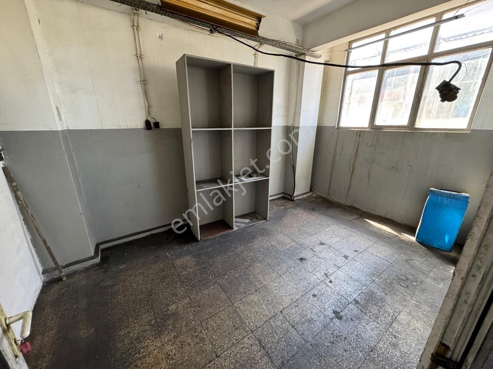 Dolayoba Sanayi Sitesinde Kiralık Atölye - Görsel 7