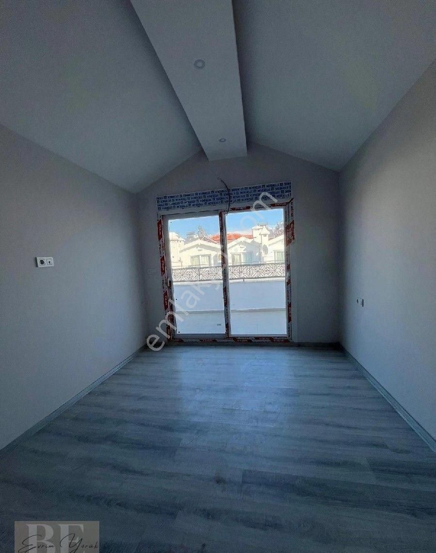 Dalaman'da Fırsat Yatırımlık Çatı Dubleks Cadde Üzeri 3+1 Daire - Görsel 3