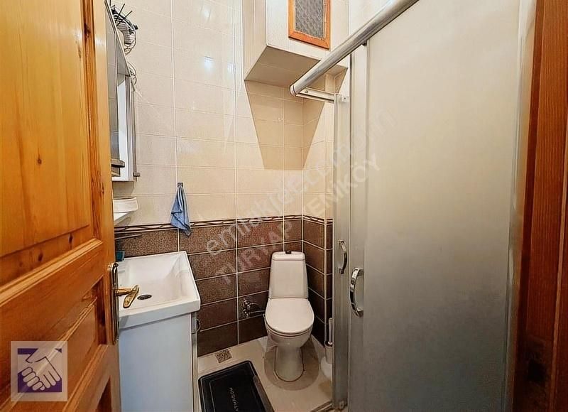 Sarıyer'de Sahile Yakın | İskanlı | Fırsat | Keyifli Villa - Görsel 11