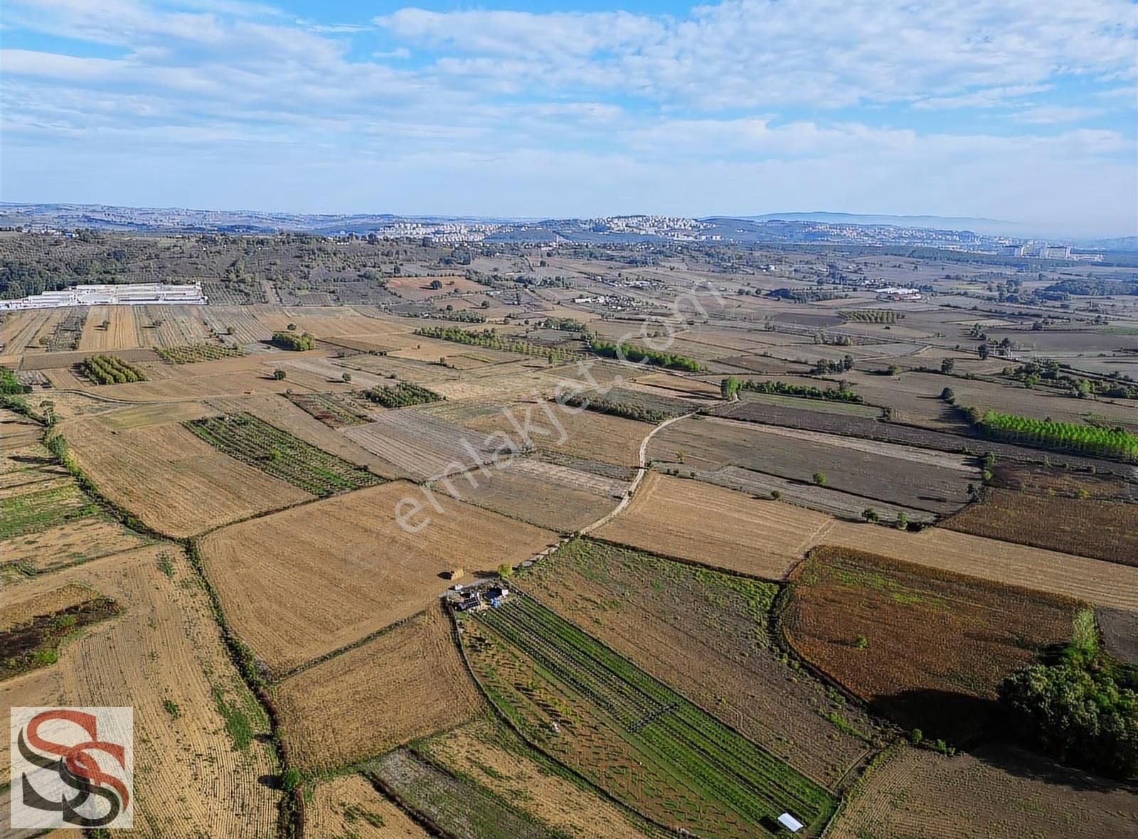 Adapazarı Alandüzünde Muhteşem Konumda Yatırımlık 7.900 M² Tarla - Görsel 7