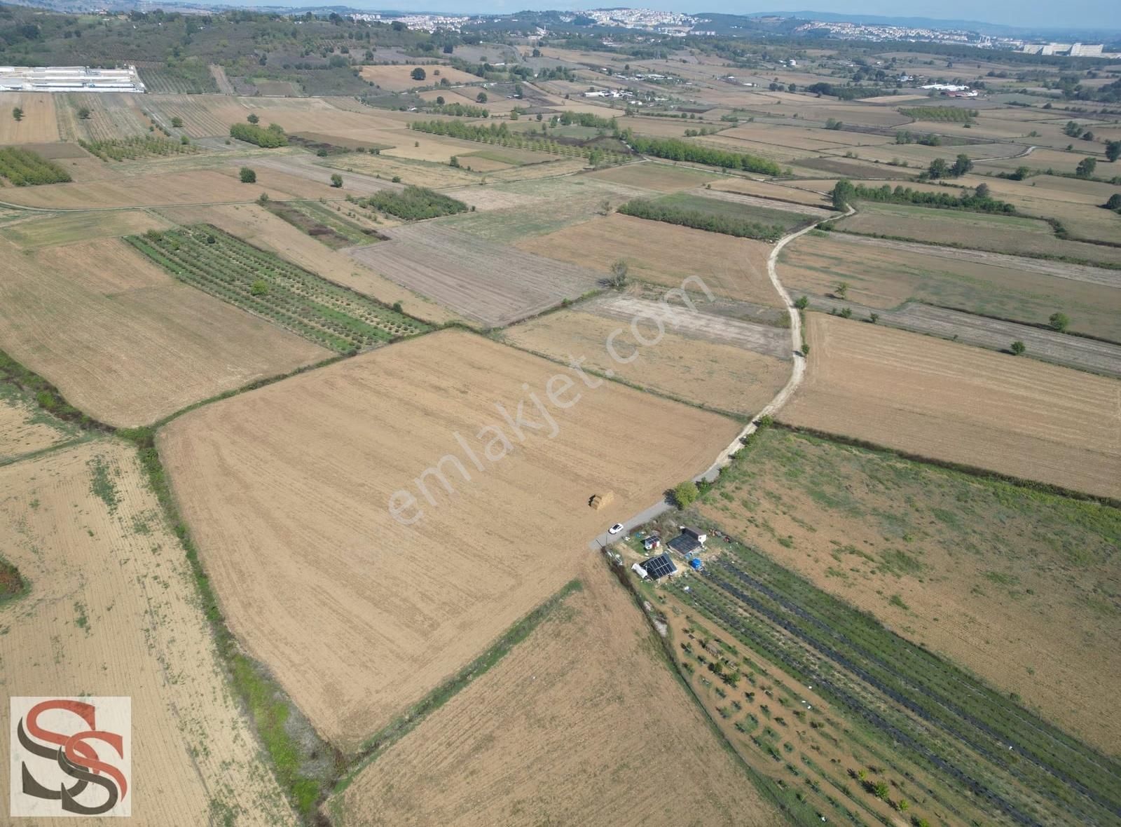 Adapazarı Alandüzünde Muhteşem Konumda Yatırımlık 7.900 M² Tarla - Görsel 21