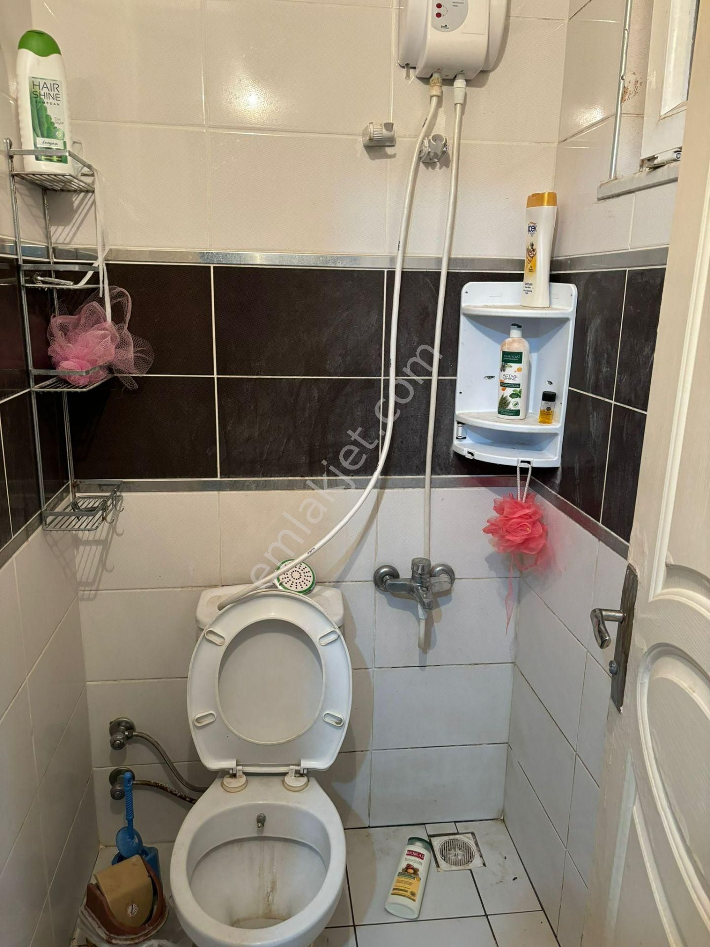 Esenköy Mah De Satılık 2 Katlı Müstakil Bahçeli Ev - Görsel 17