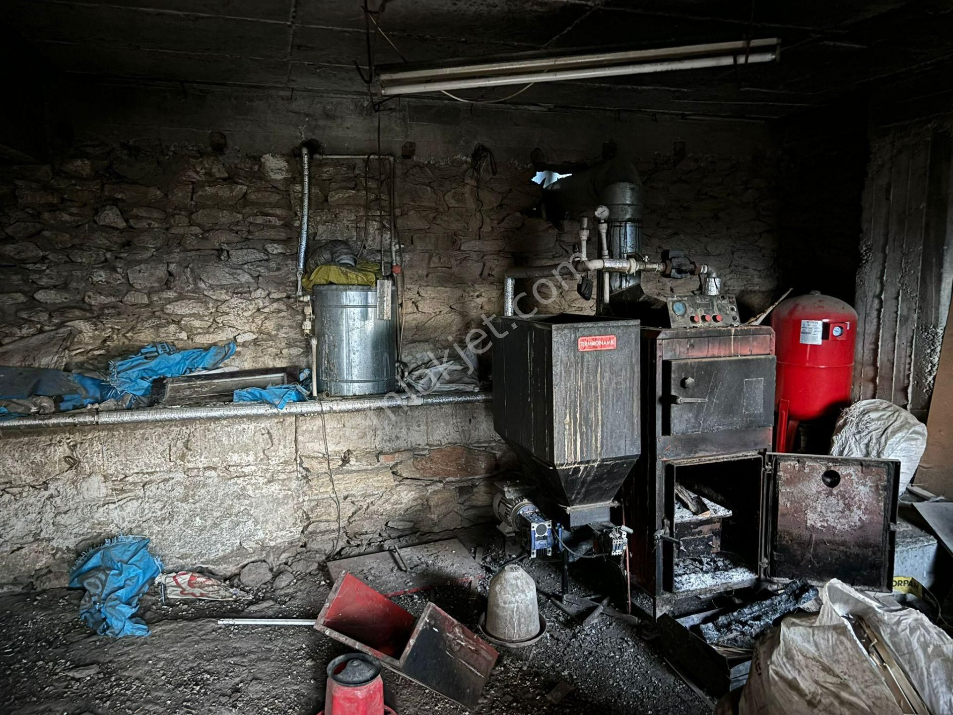 Esenköy Mah De Satılık 2 Katlı Müstakil Bahçeli Ev - Görsel 19