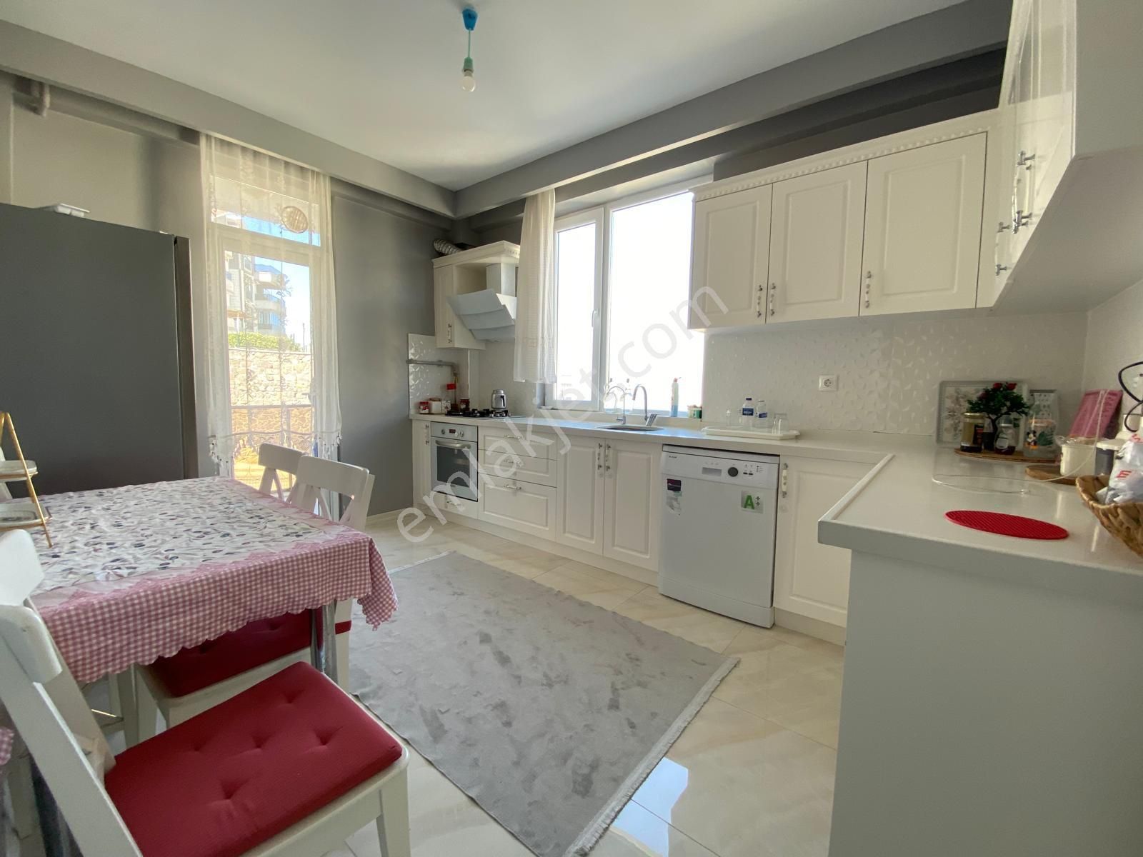 Mudanya Güneş Vadi Konakların'da Kapital'den 3+1 - Görsel 23