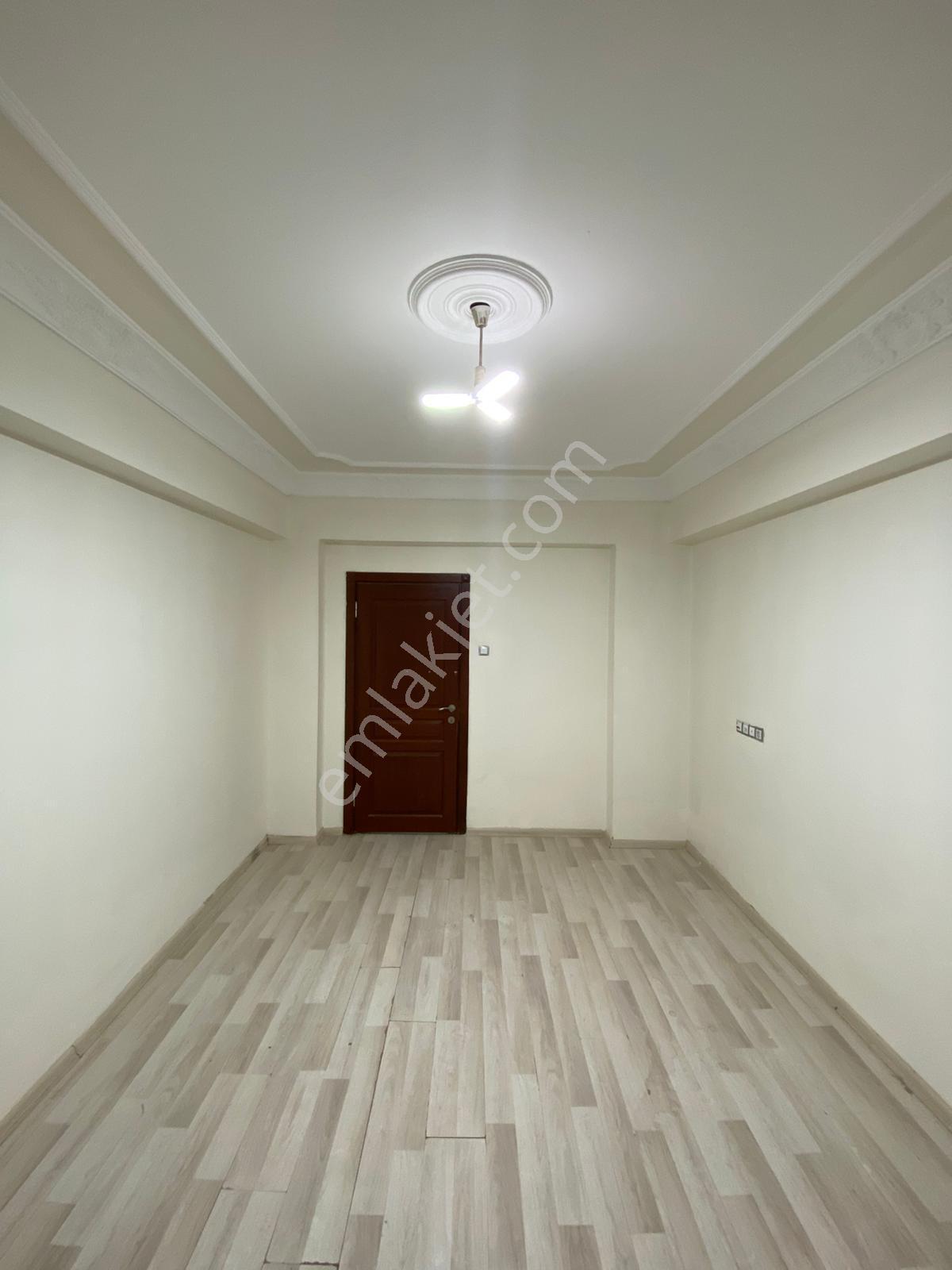 Alipaşa Mahallesinde Satılık Site İçi Geniş 4+1 Daire - Görsel 14