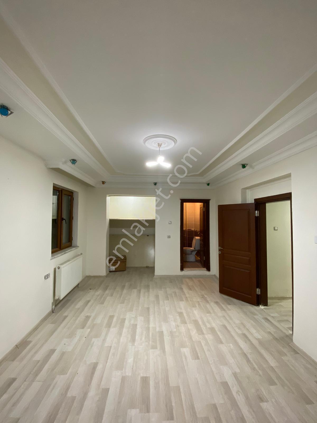 Alipaşa Mahallesinde Satılık Site İçi Geniş 4+1 Daire - Görsel 18