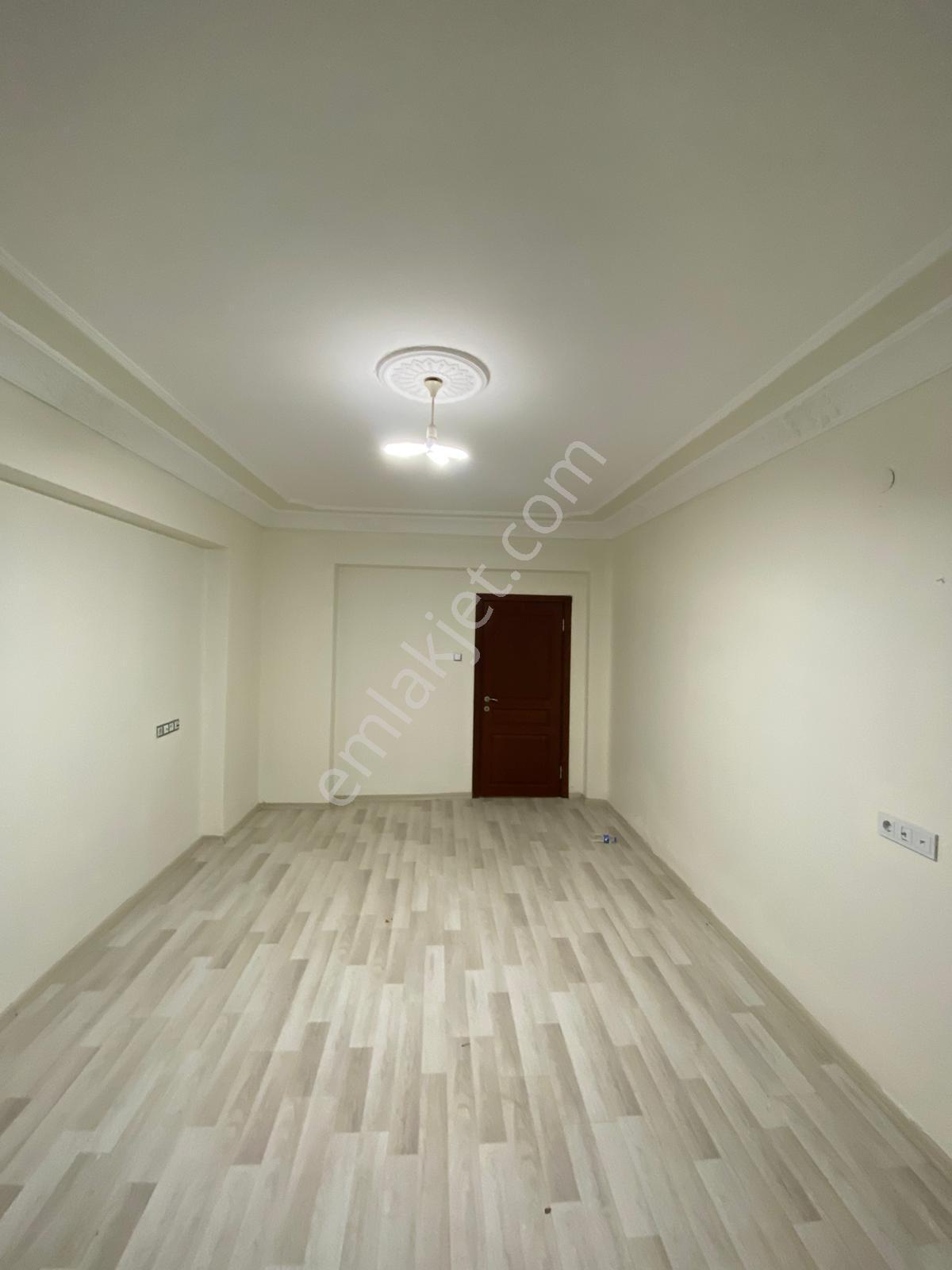 Alipaşa Mahallesinde Satılık Site İçi Geniş 4+1 Daire - Görsel 9