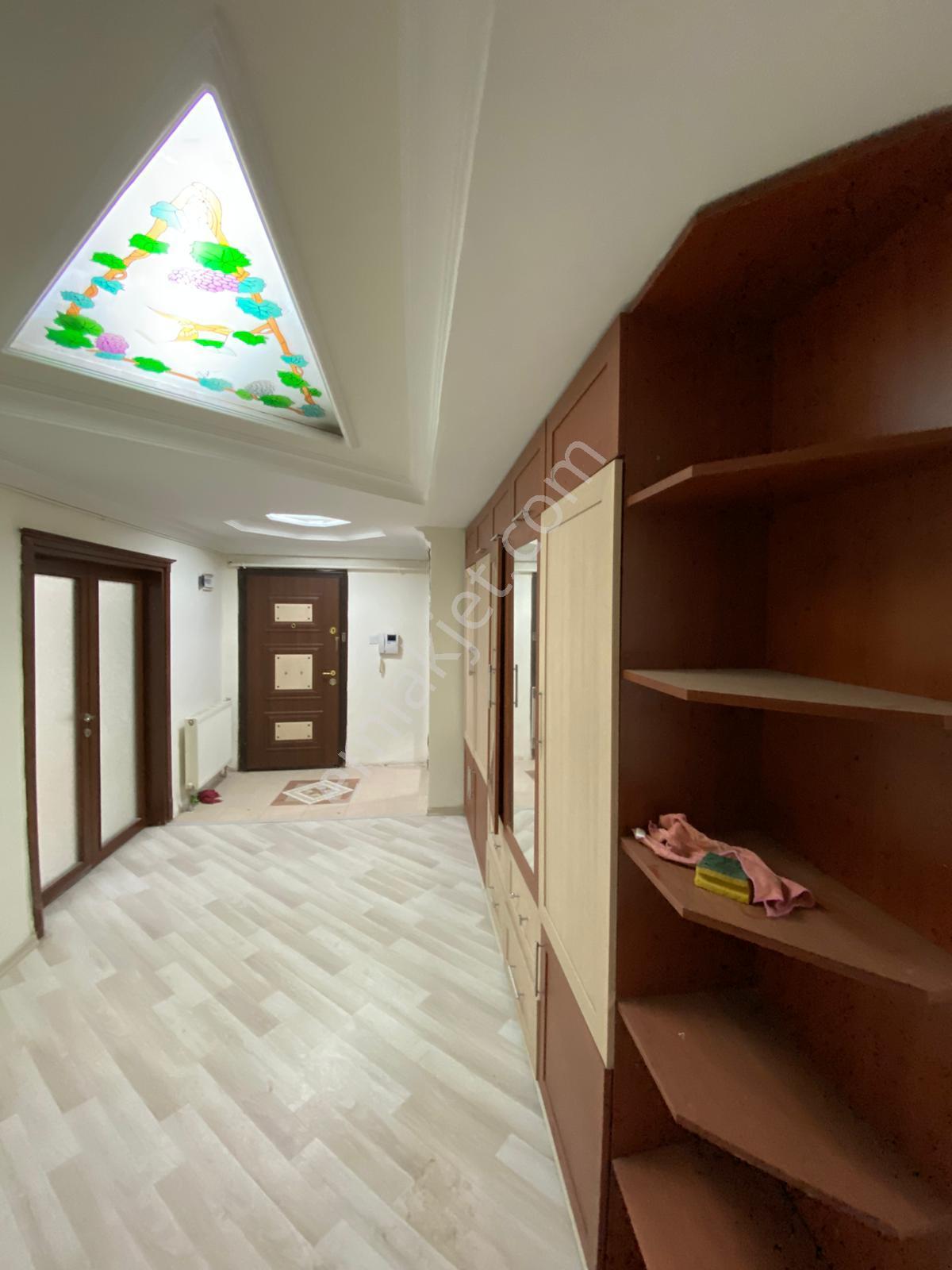 Alipaşa Mahallesinde Satılık Site İçi Geniş 4+1 Daire - Görsel 23