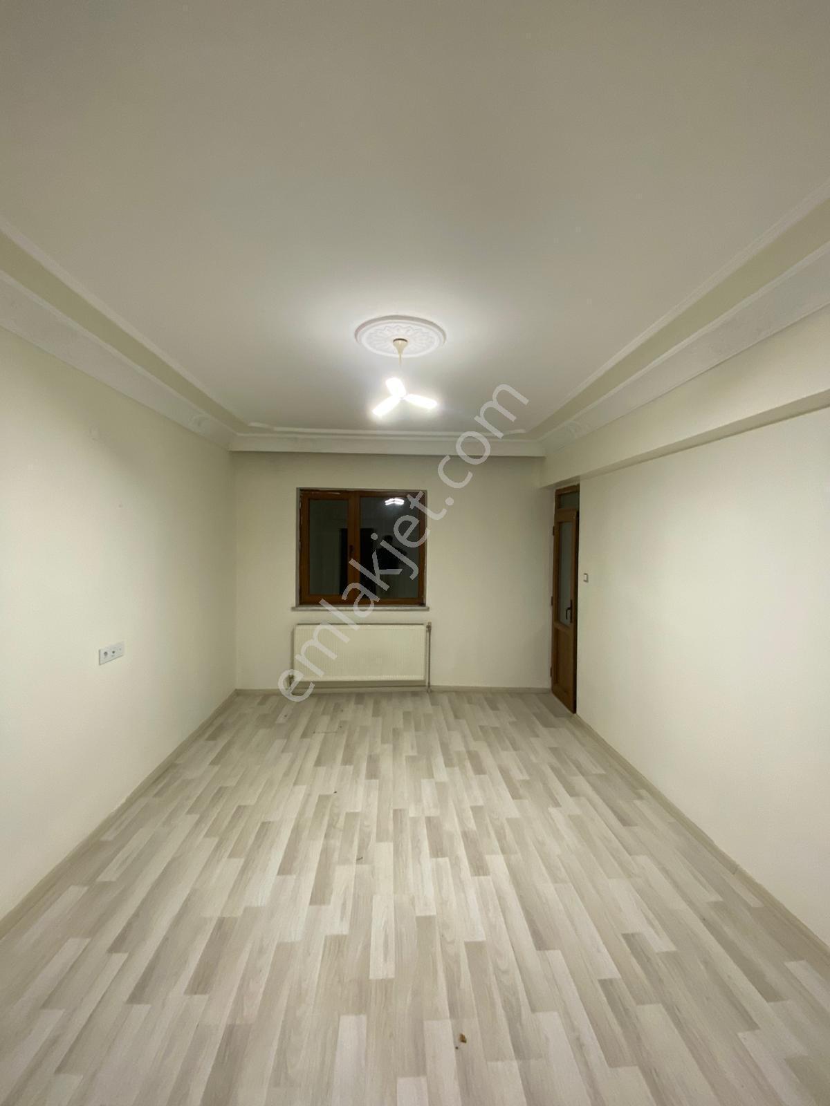 Alipaşa Mahallesinde Satılık Site İçi Geniş 4+1 Daire - Görsel 8