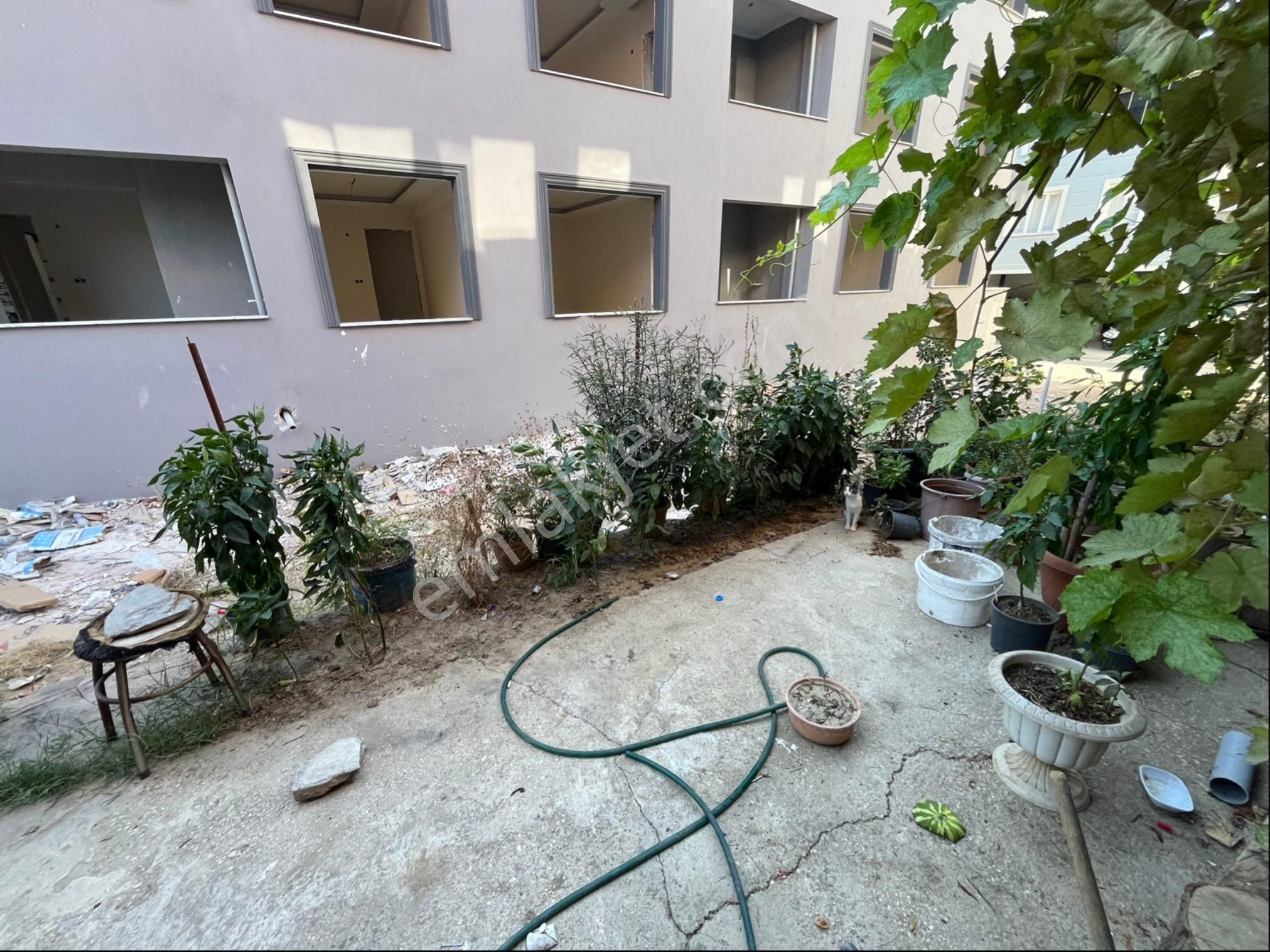 A Plus Gayrimenkulden 3 Katlı 6+2 Satılık Müstakil Ev - Görsel 12