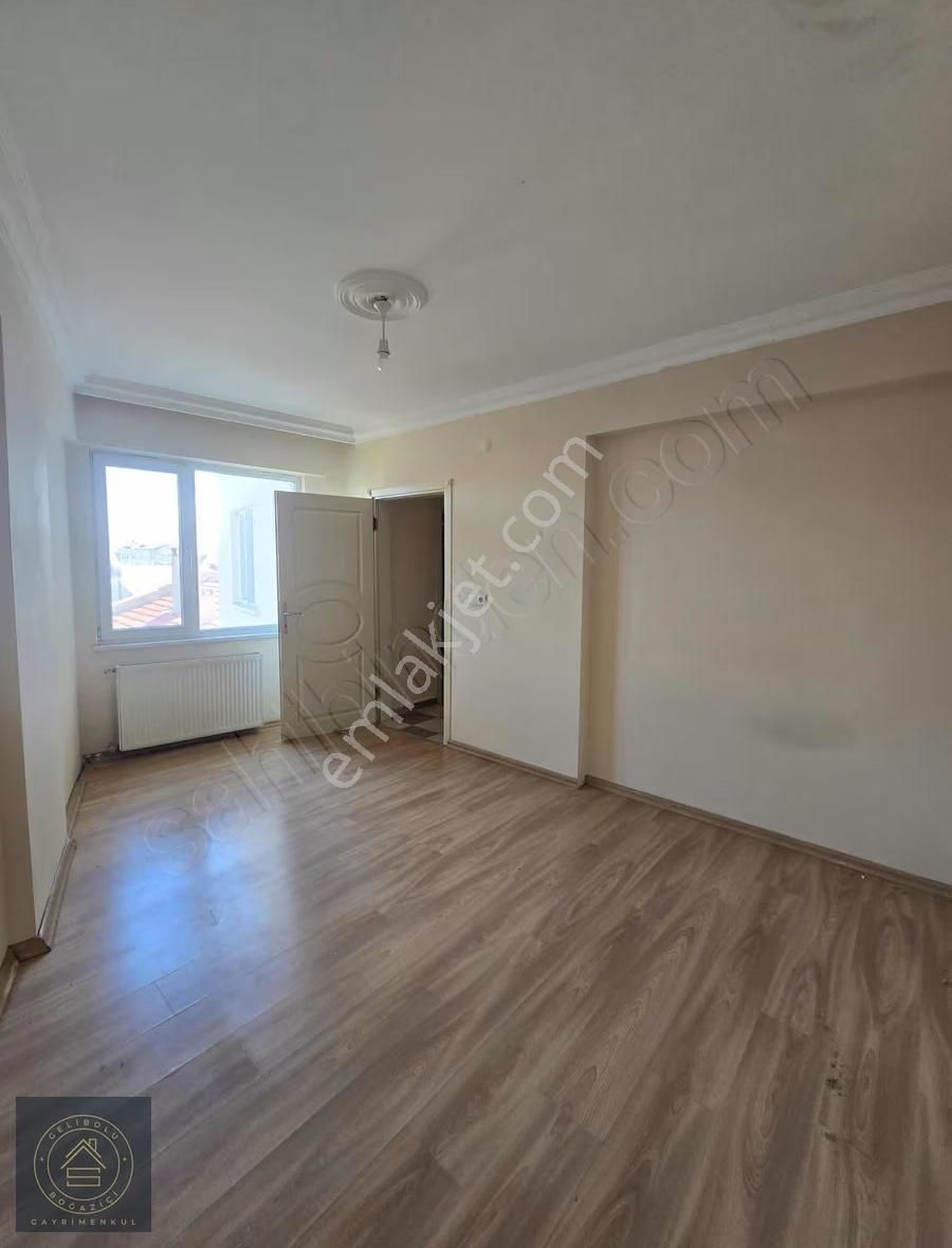 Gelibolu Büyük Camii Civarında Kiralık 2+1 Daire