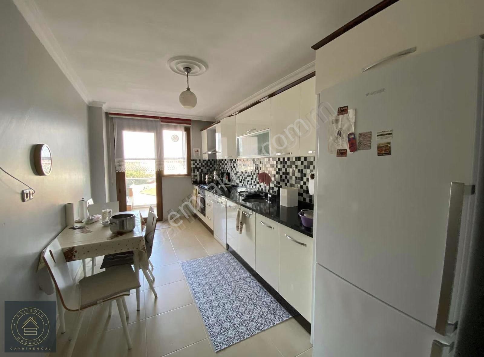 Gelibolu'da Hamzakoy Plajına Yakın Satılık 3+1 Lüks Daire