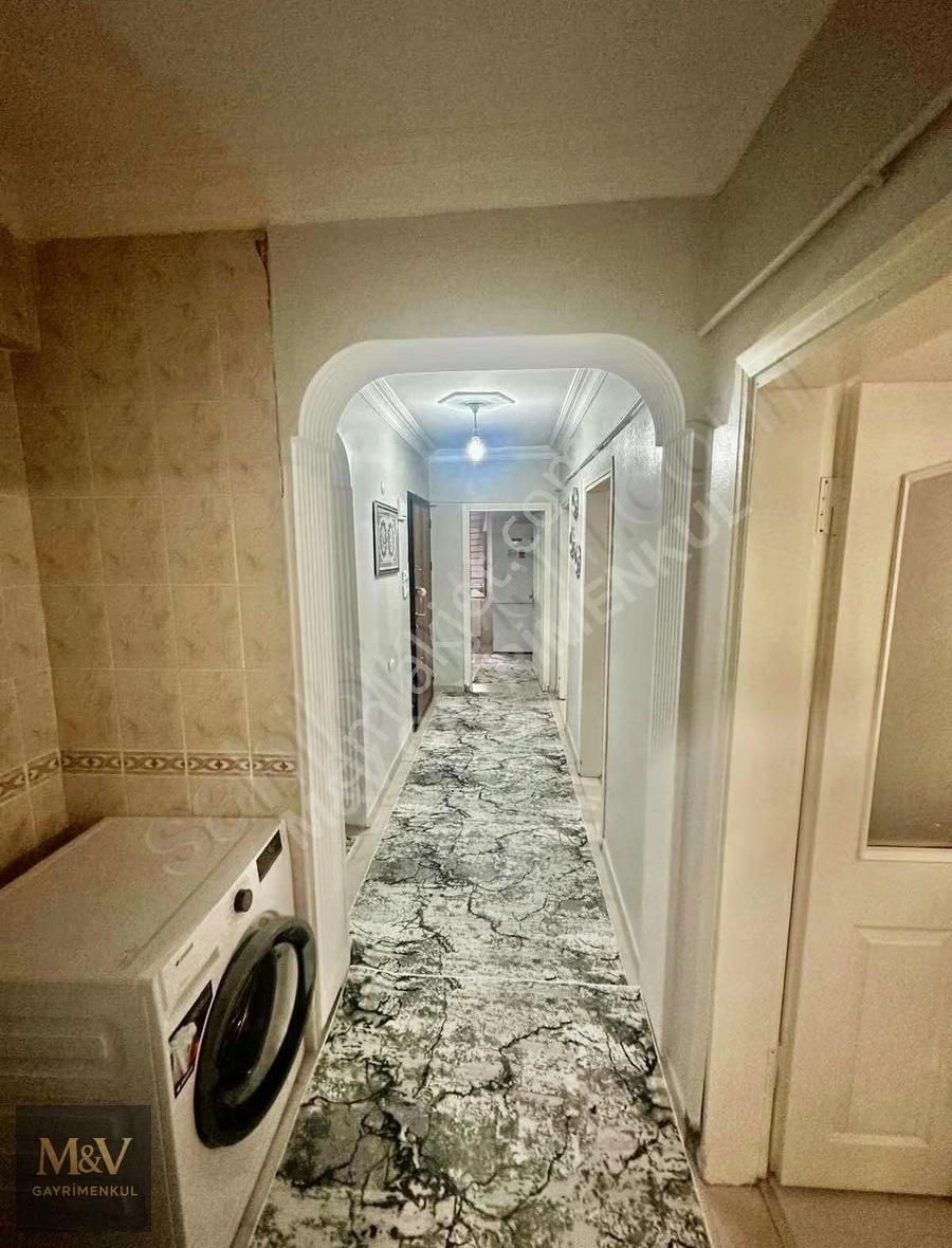 M&v Gayrimenkul'den İsmetpaşa Mh 95m2 2+1 Balkonlu Yüksek Giriş