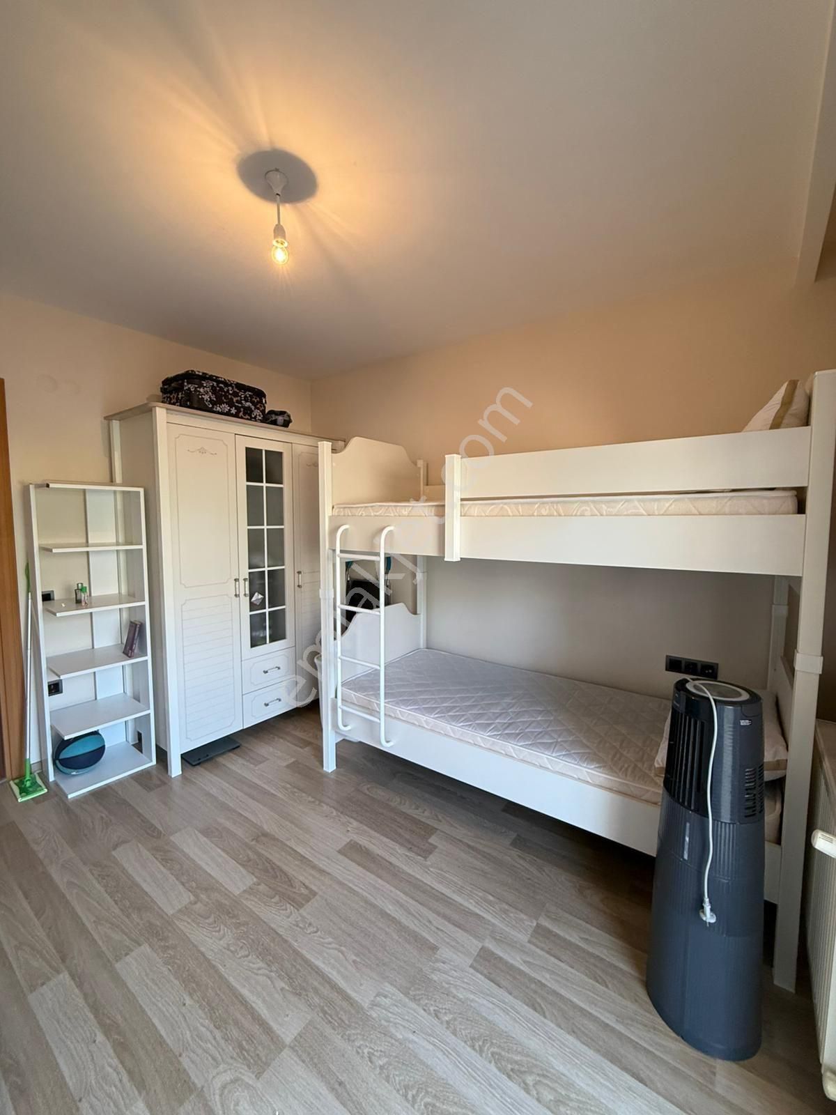 Kuşadası Ege Mahallesinde Muhteşem Residansta Arakat 3+1 130m2 - Görsel 11