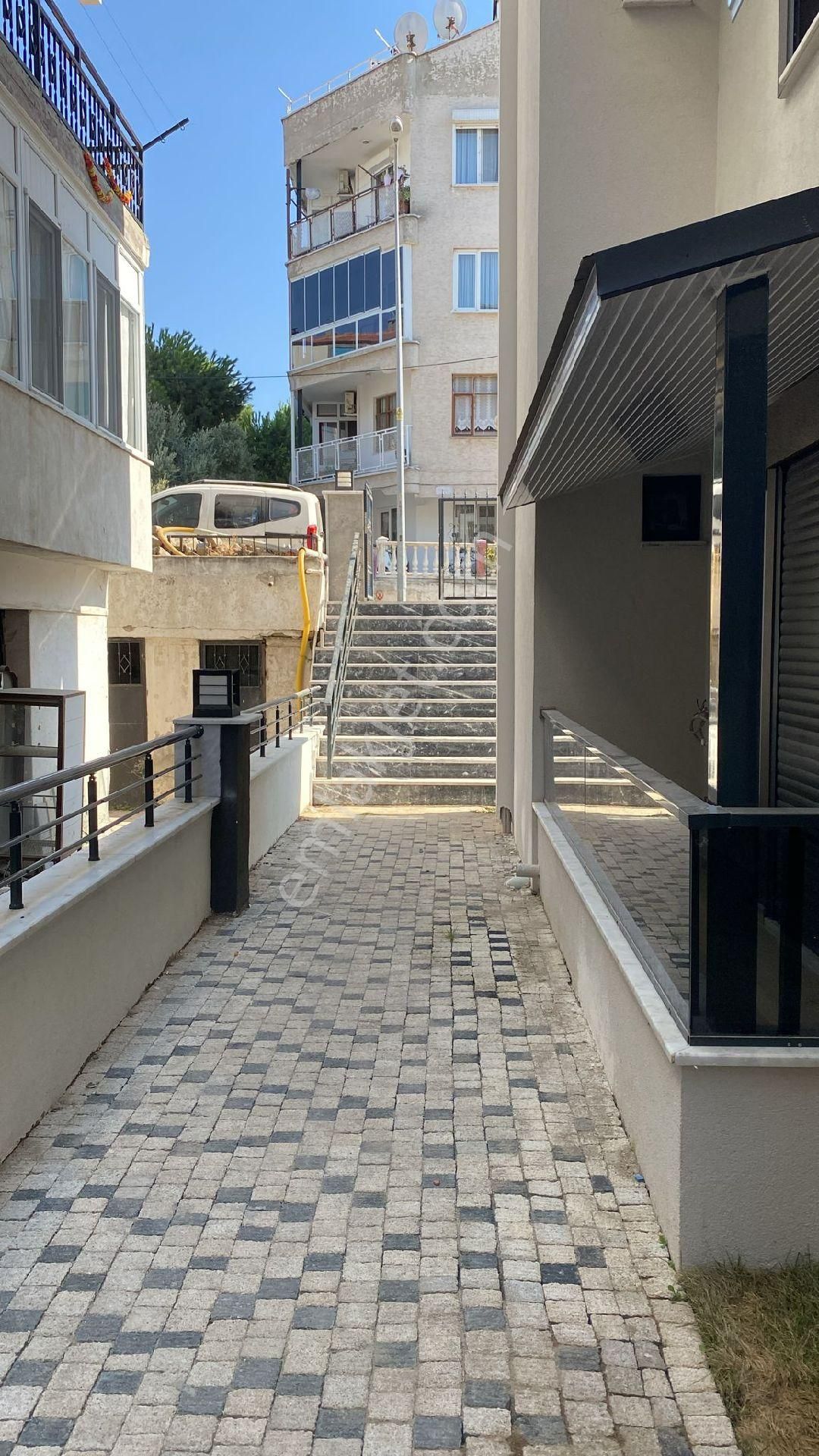 Ayvalık Armutçuk Pazaryerine Yakın Denize - Görsel 2