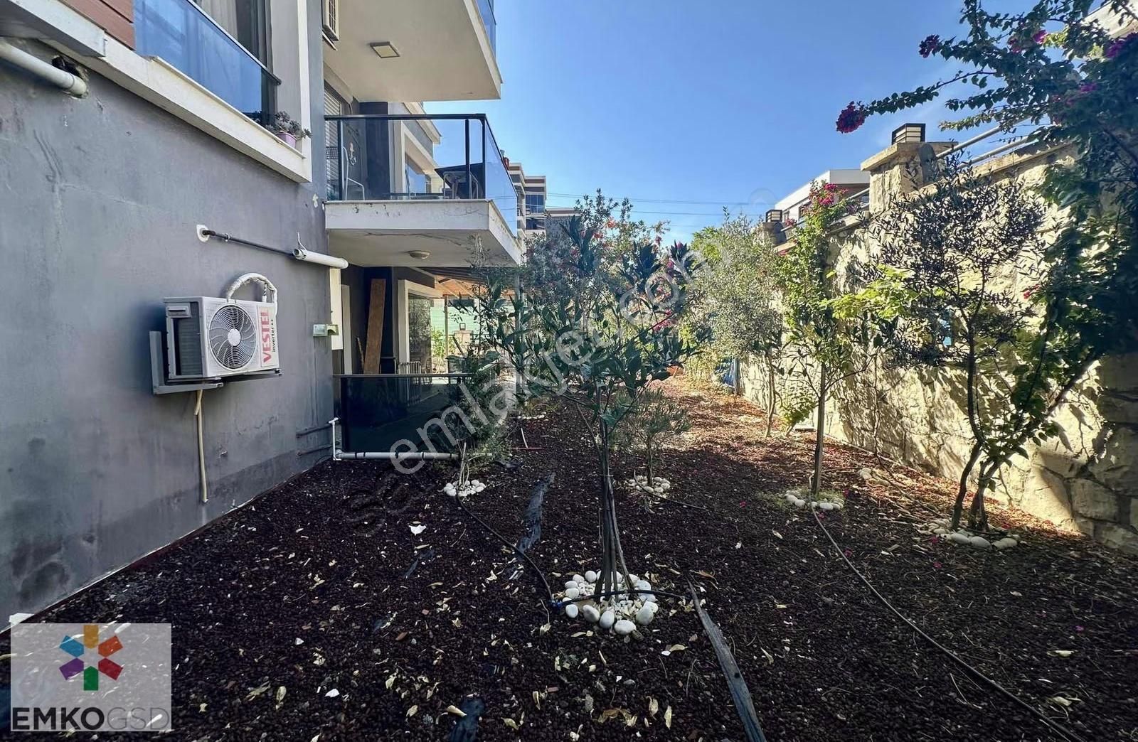 Seferihisar Camikebirde Satılık