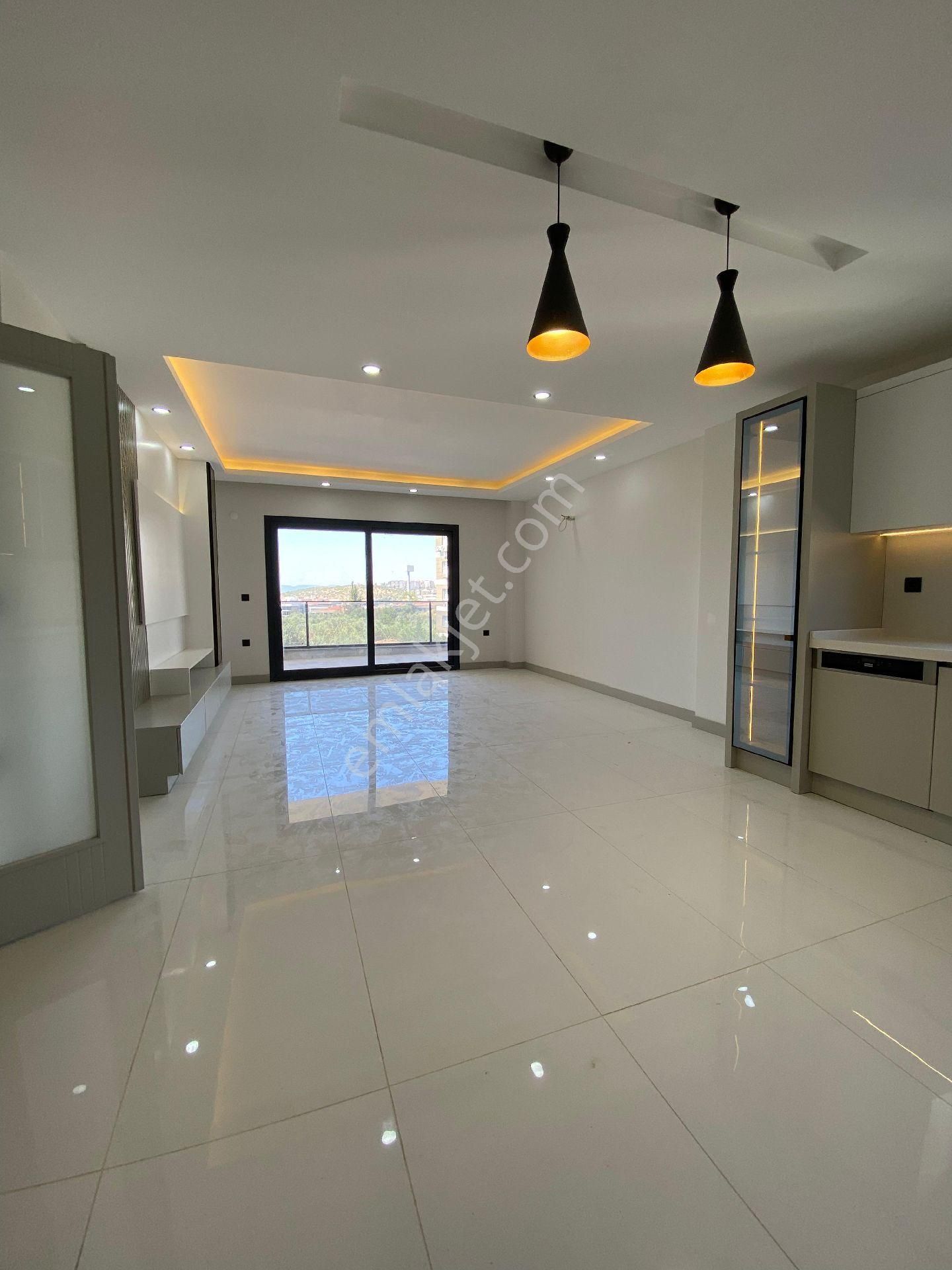 Kuşadası Değirmendere Mevkiinde Lux Havuzlu Güvenlikli Residans 2+1 3+1 4+1daireler - Görsel 15