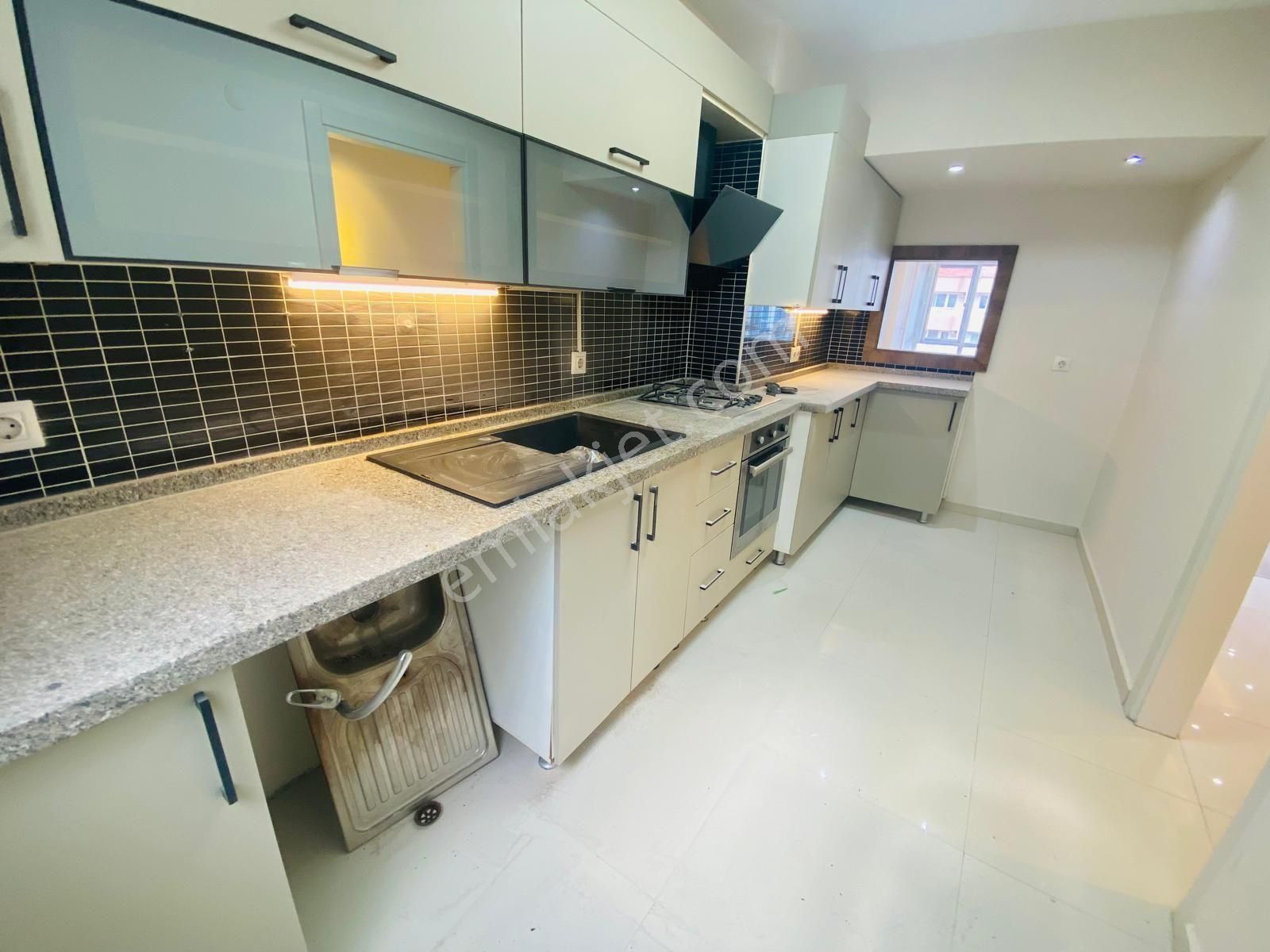 Göztepe Poligon Da Cadde Üzeri 3+1 - Görsel 6