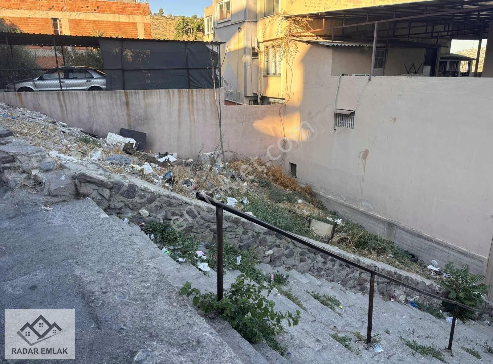 Konak Aziziyede 122 M2 Yatırımlık Satılık Köşe Arsa - Görsel 2