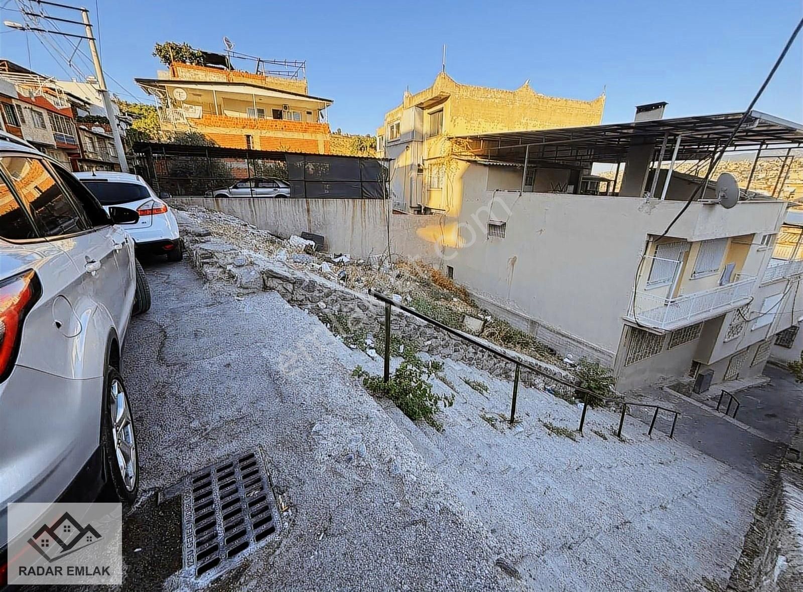 Konak Aziziyede 122 M2 Yatırımlık Satılık Köşe Arsa - Görsel 3