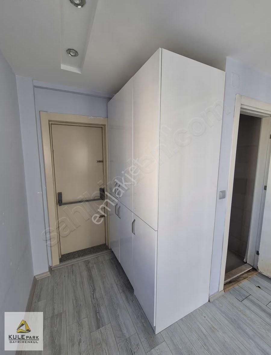 Gültepe'de2+1 Cep Mutfak Cadde Üzeri Merkezi Konum Kiralık Daire - Görsel 18