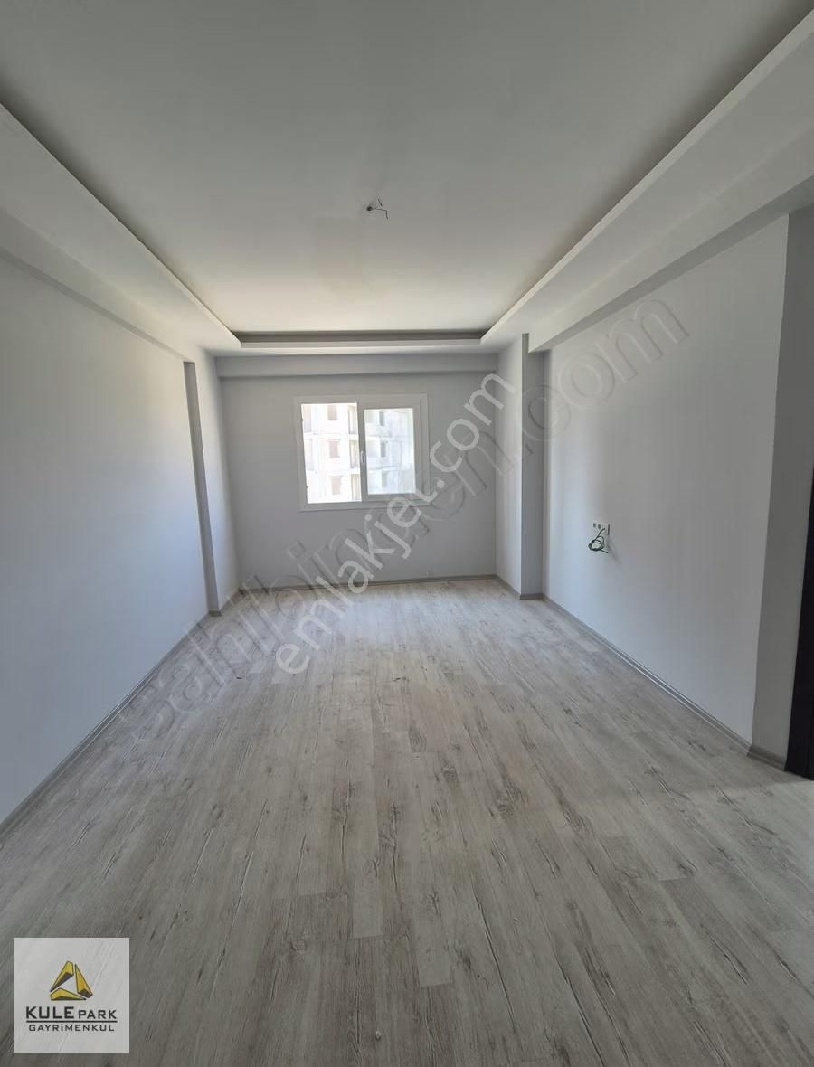 Gültepe'de 1+1 Geniş Oturum Az Katlı Krediye Uygun Satılık Daire - Görsel 18