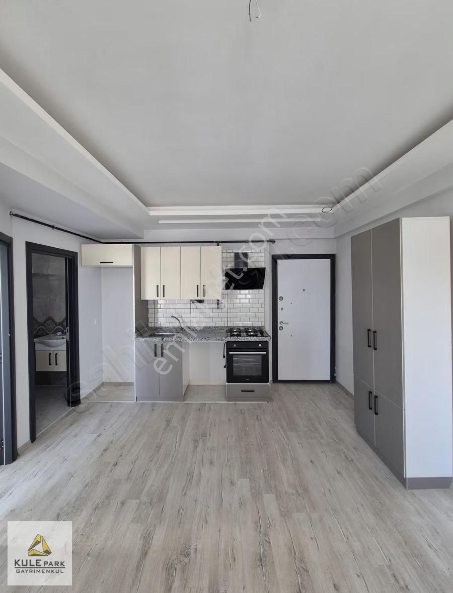 Gültepe'de 1+1 Geniş Oturum Az Katlı Krediye Uygun Satılık Daire - Görsel 12