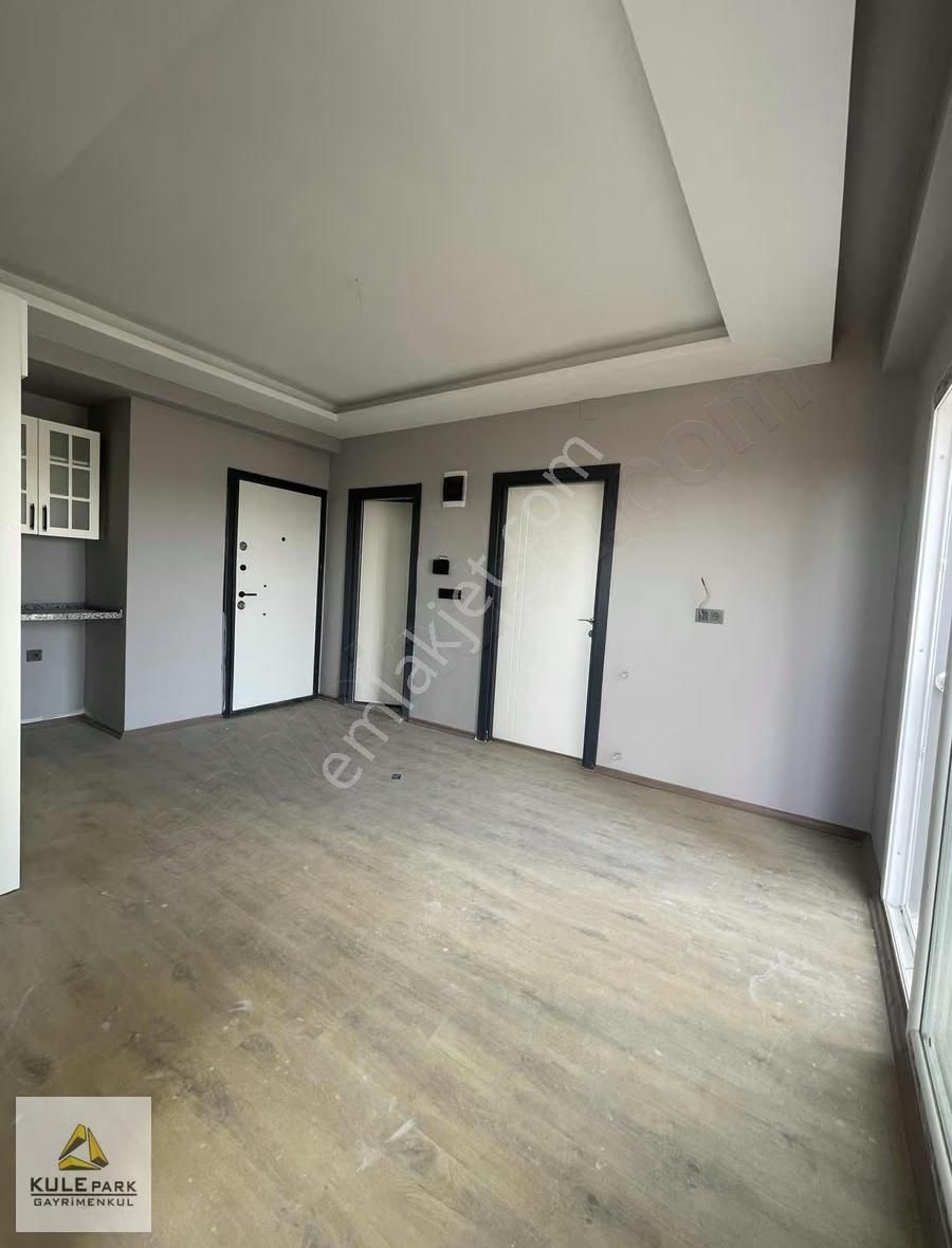 Gültepe'de Yenı Yapı Azkatlı Balkonlu 2+1 - Görsel 12