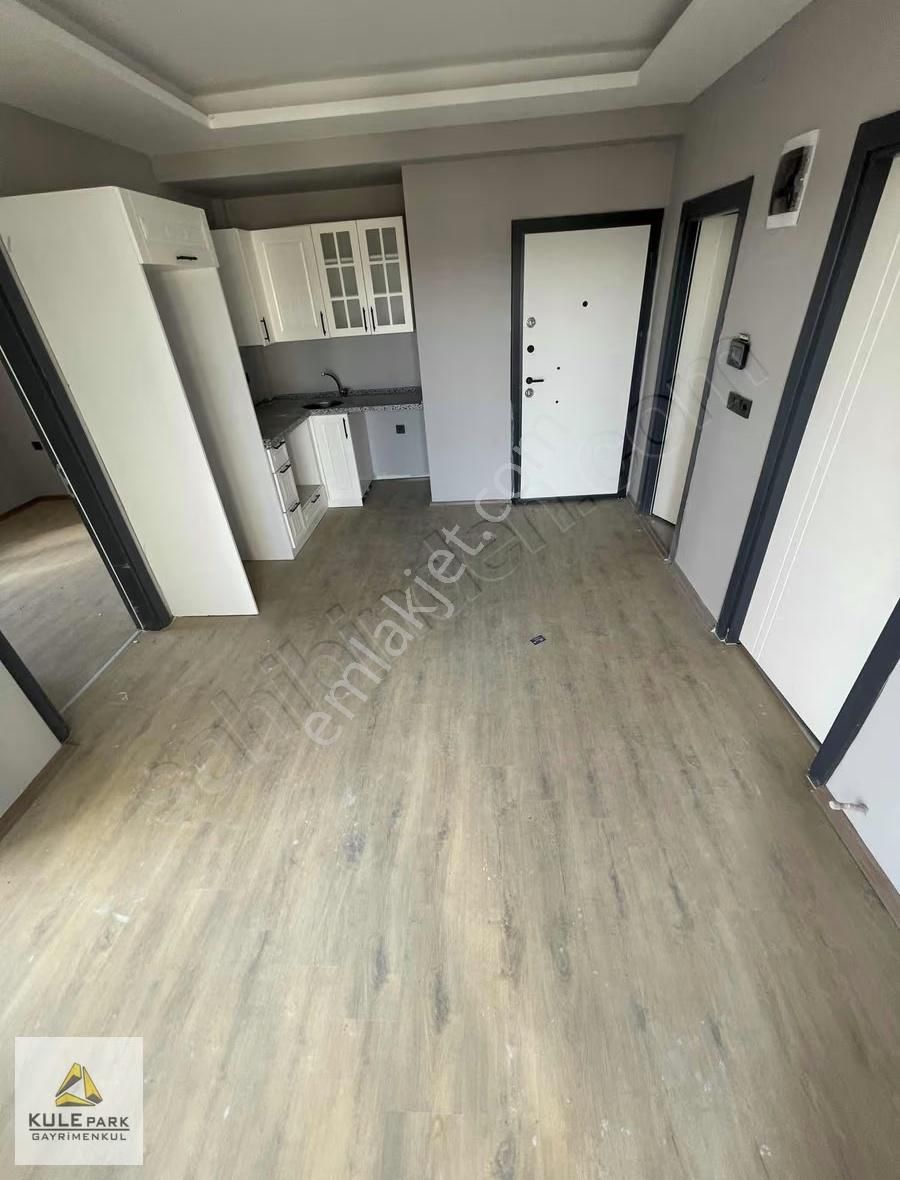 Gültepe'de Yenı Yapı Azkatlı Balkonlu 2+1 - Görsel 9