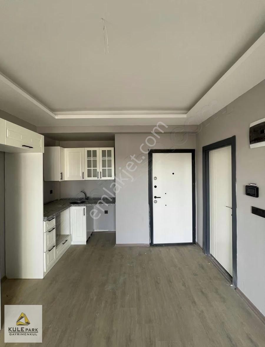 Gültepe'de Yenı Yapı Azkatlı Balkonlu 2+1 - Görsel 27