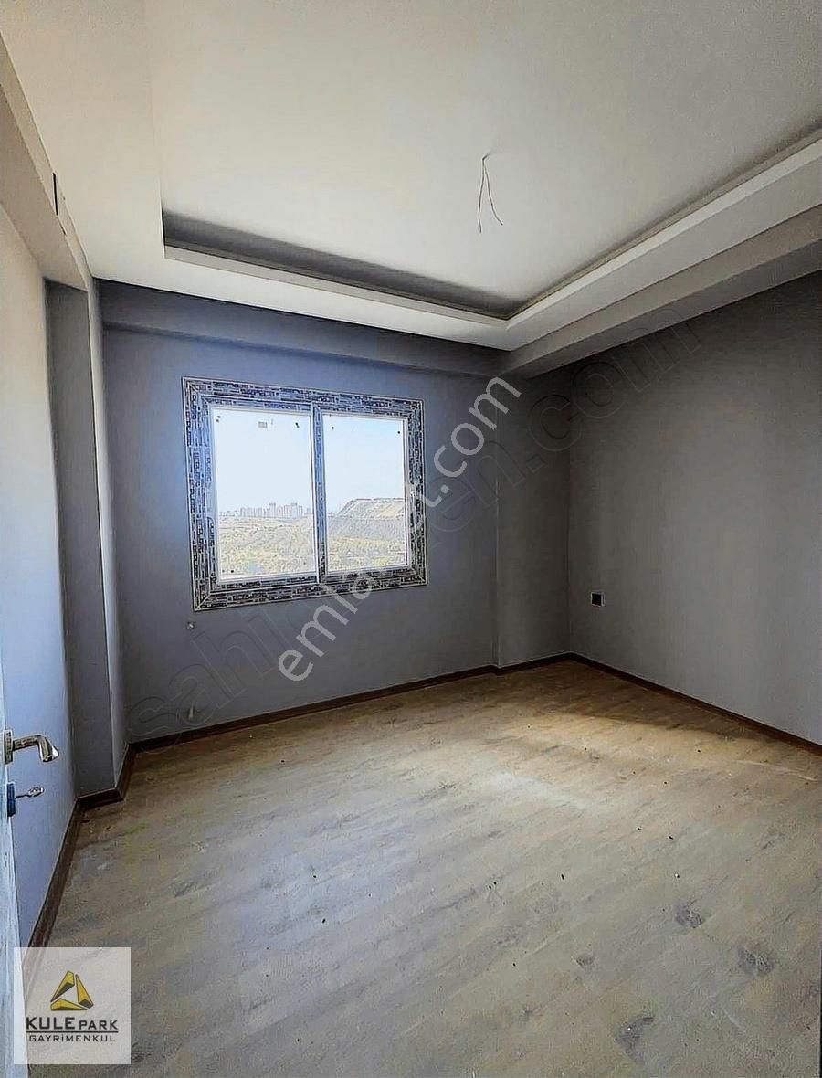 Gültepe'de Yenı Yapı Azkatlı Balkonlu 2+1 - Görsel 2