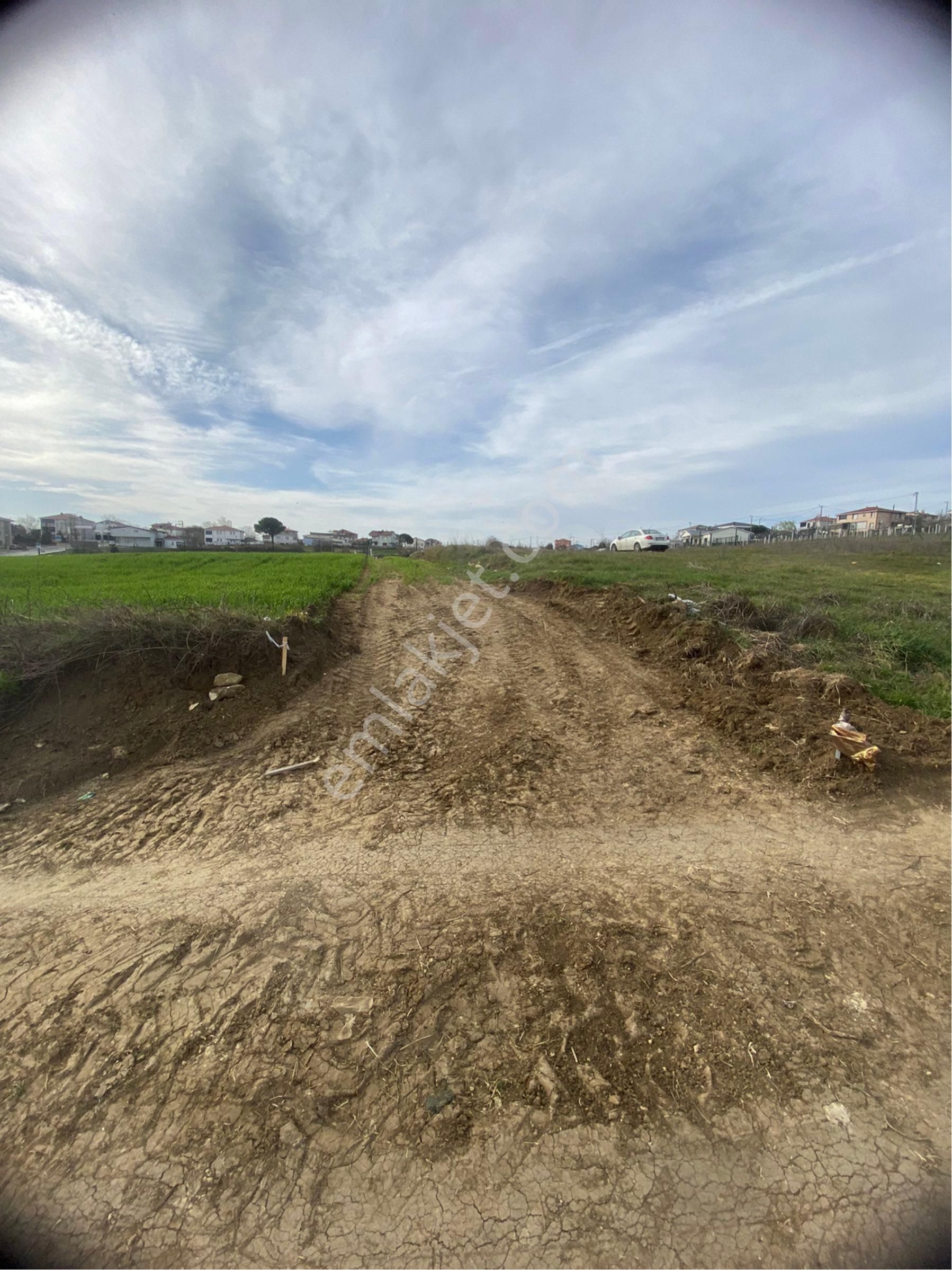 Çatalca İhsaniye Mahallesinde Mükemmel Konumda 502m2 - Görsel 3