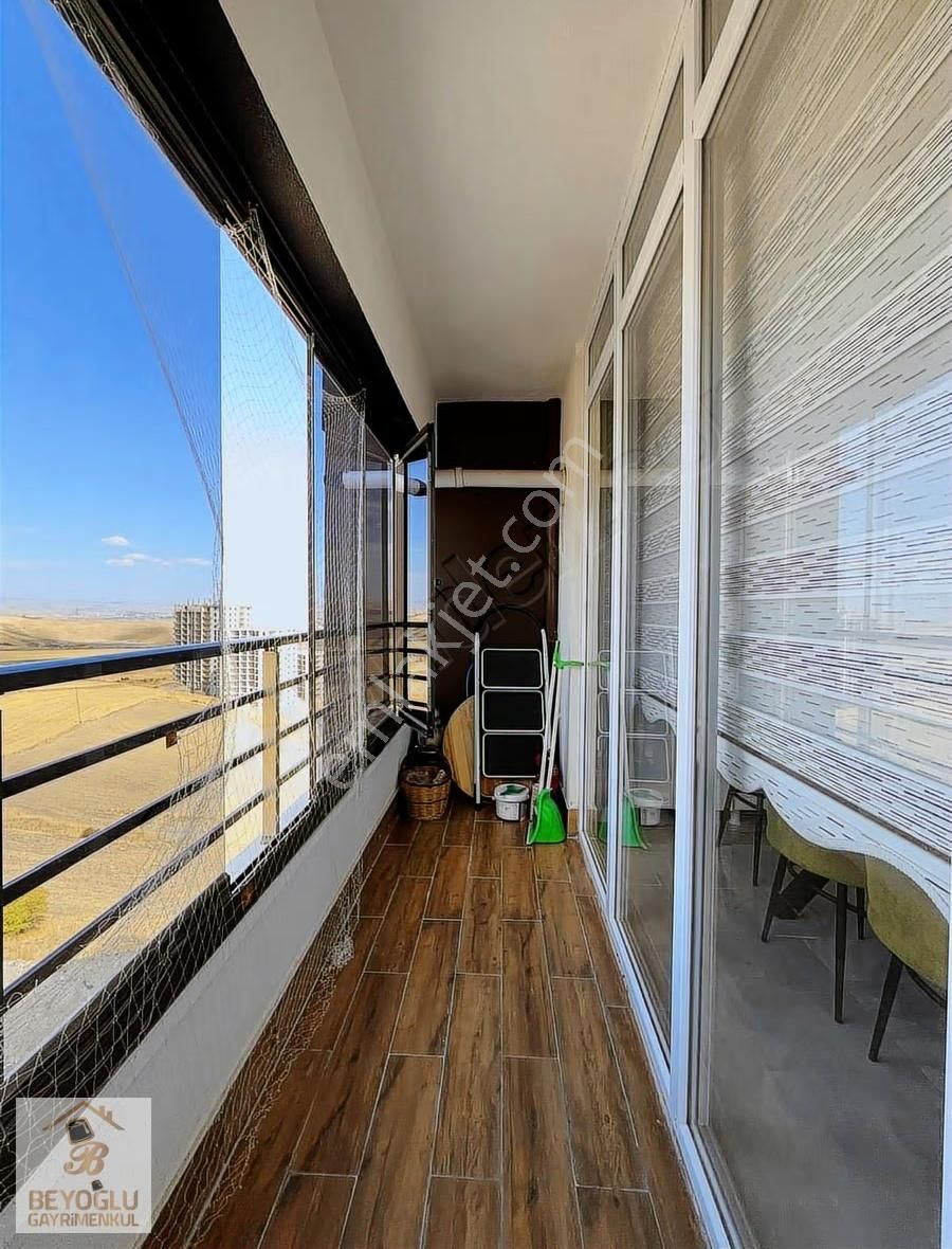 Beyoğlu'ndan Lüx Sitede K.otoparklı T.balkonlu 11.kat Manzaralı - Görsel 15