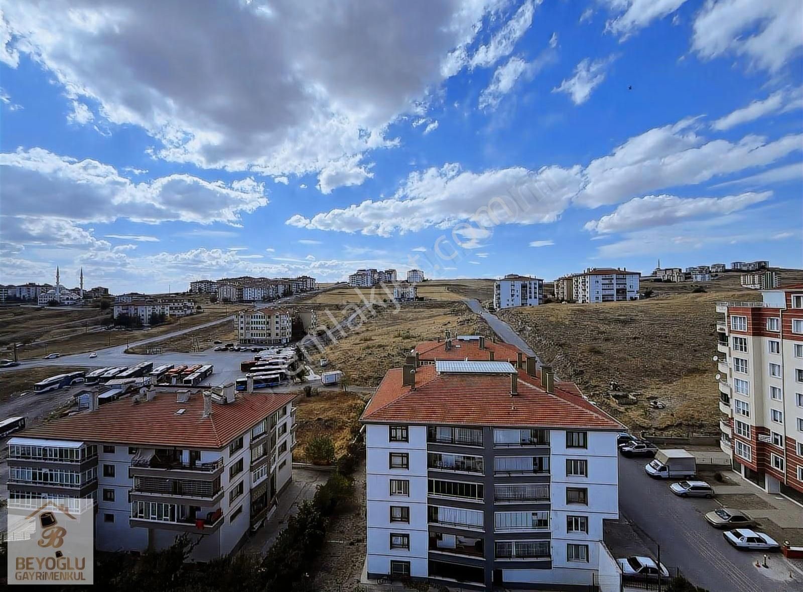 Beyoğlu'ndan Lüx Sitede K.otoparklı T.balkonlu 11.kat Manzaralı - Görsel 5