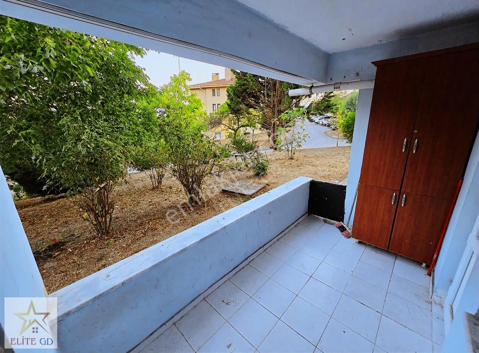 Elite Gd& Satılık Bahçeli 3+1 Bahçeşehir 13. Bölge Krediye Uygun - Görsel 3