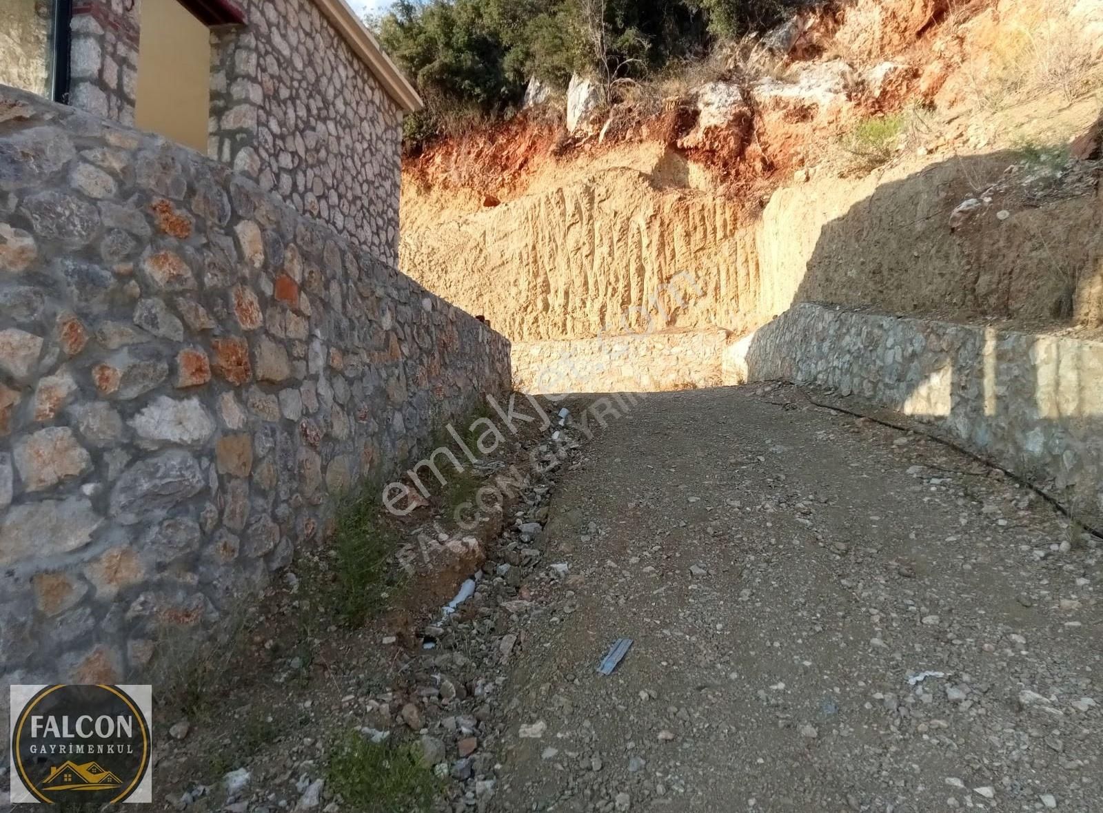 Falcon Dan İncirköy De 1709m² Muhteşem Manzaralı Arsa - Görsel 4