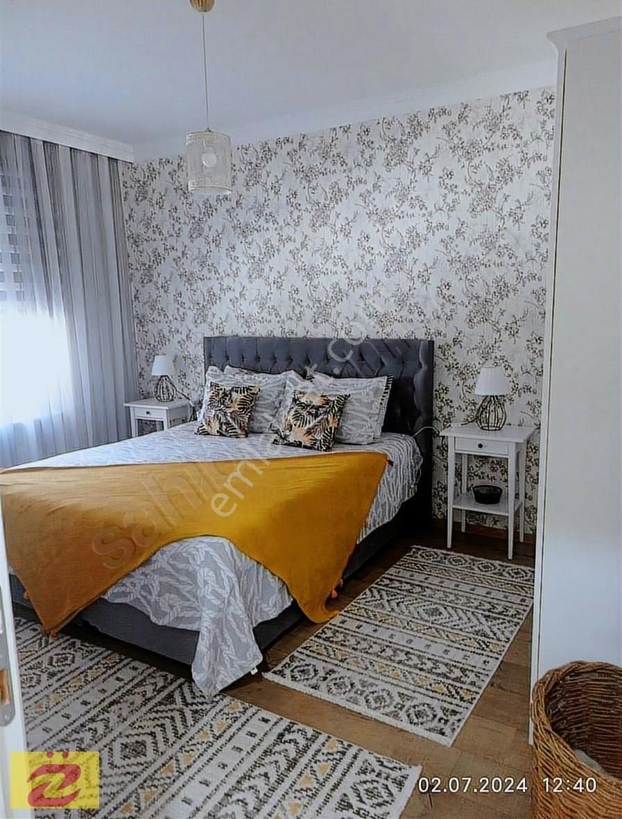 Karahüyük'de Havuzlu Villa Ve Arsası - Görsel 12