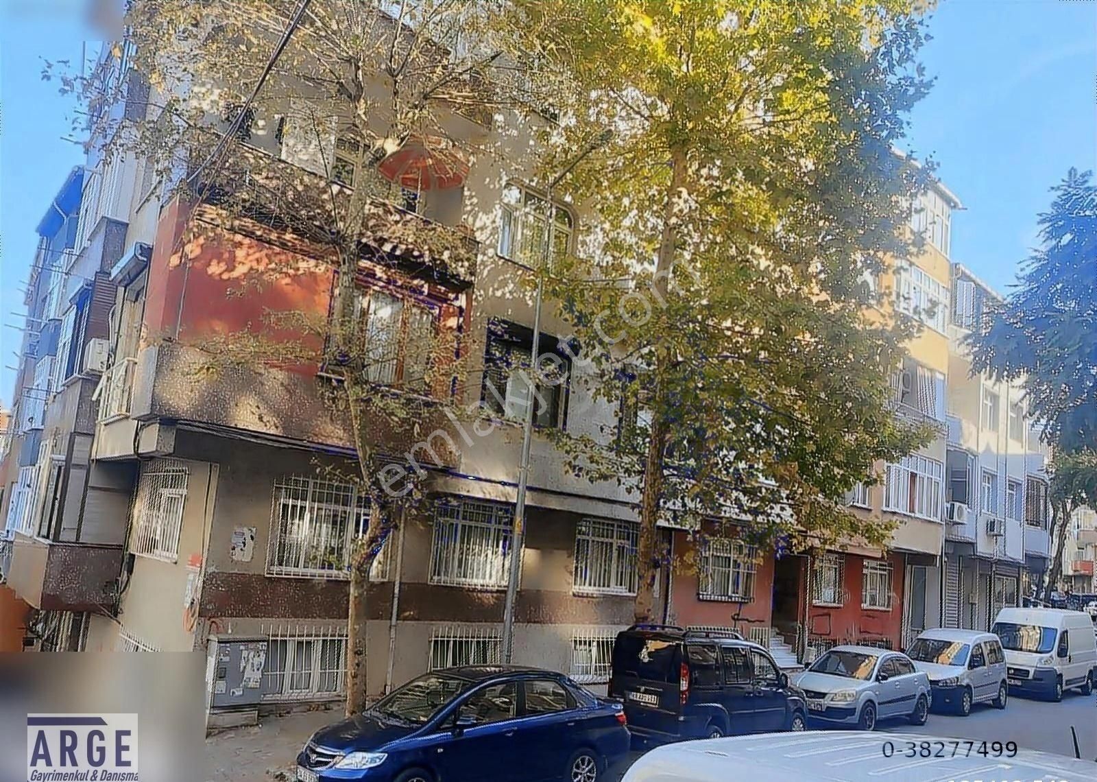 Küçükköy Meydana Yakın 2+1 Satılık Takaslı Bahçe Katı - Görsel 3