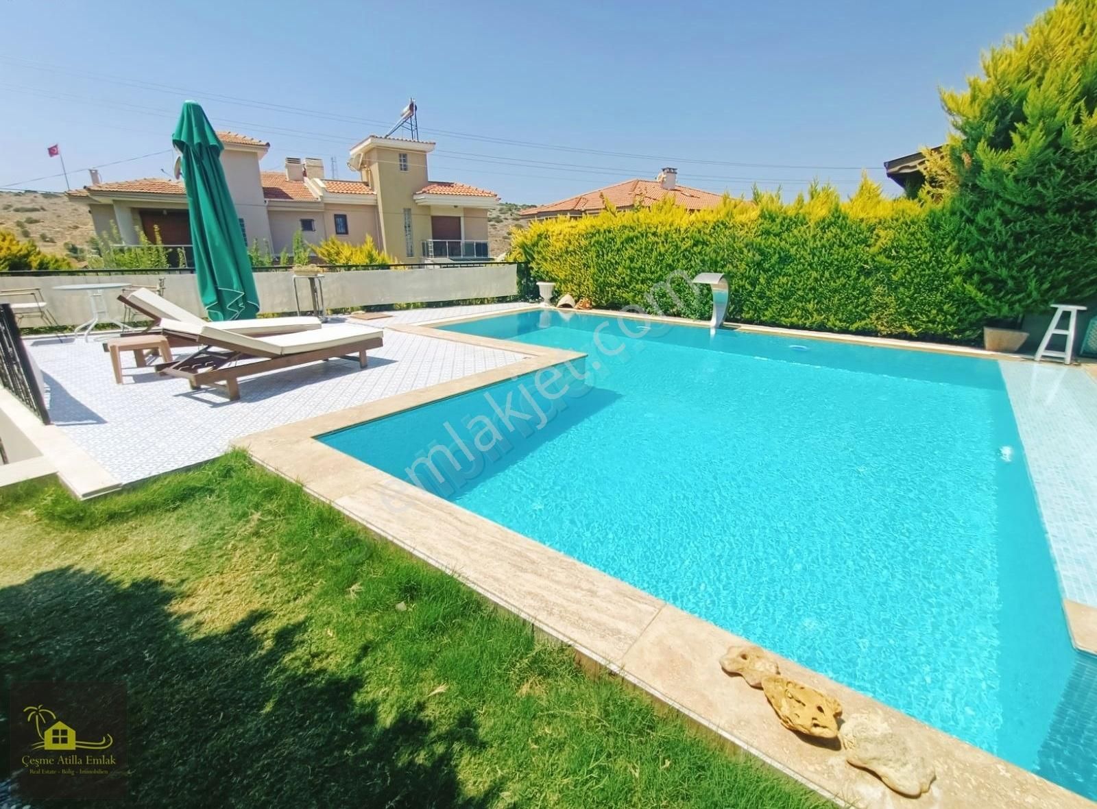 Çeşme'de Satılık Müstakil Havuzlu Lüx Villa Atilla Emlak Çeşme - Görsel 24