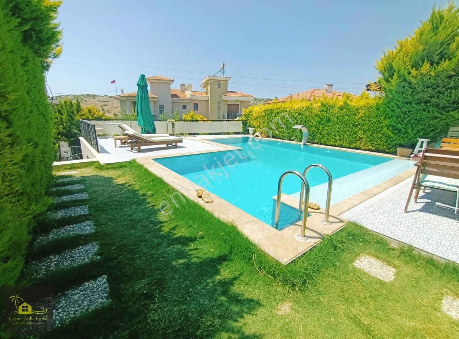 Çeşme'de Satılık Müstakil Havuzlu Lüx Villa Atilla Emlak Çeşme - Görsel 4