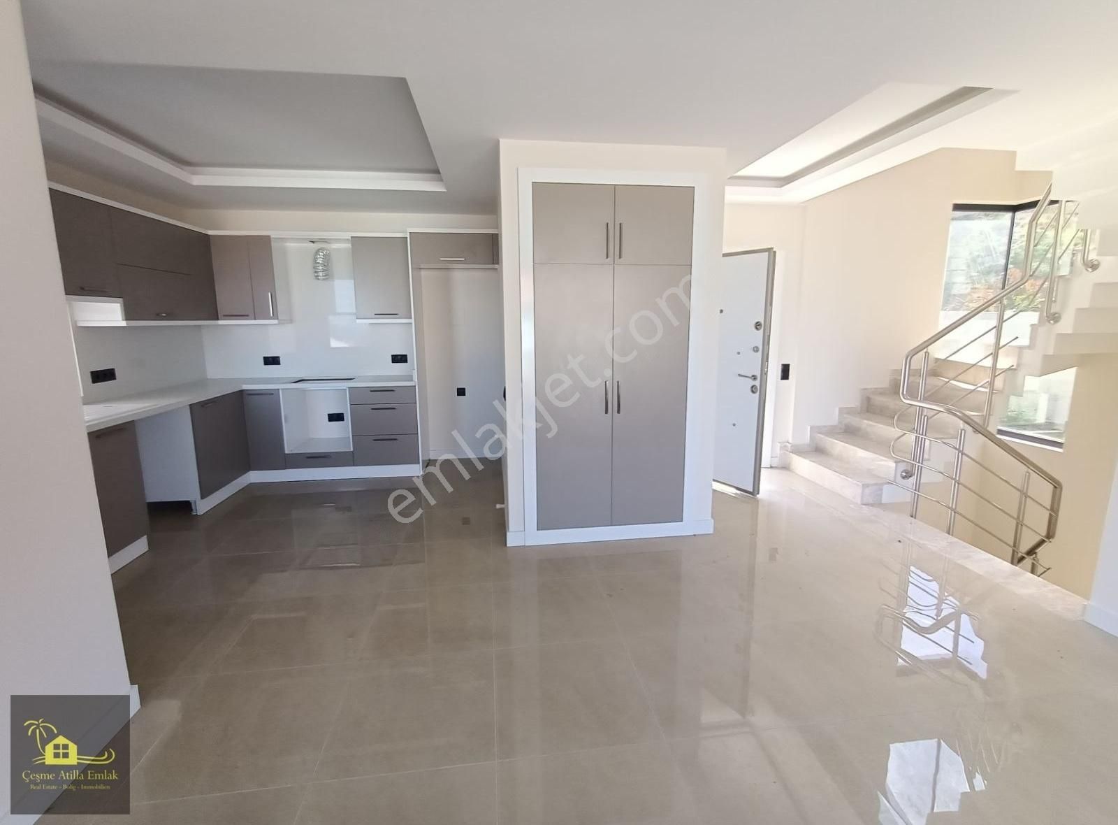 Çeşme Şifne Yalı Bölgesinde Deniz Ve Doğa Manzaralı 5+1 Atilla - Görsel 19