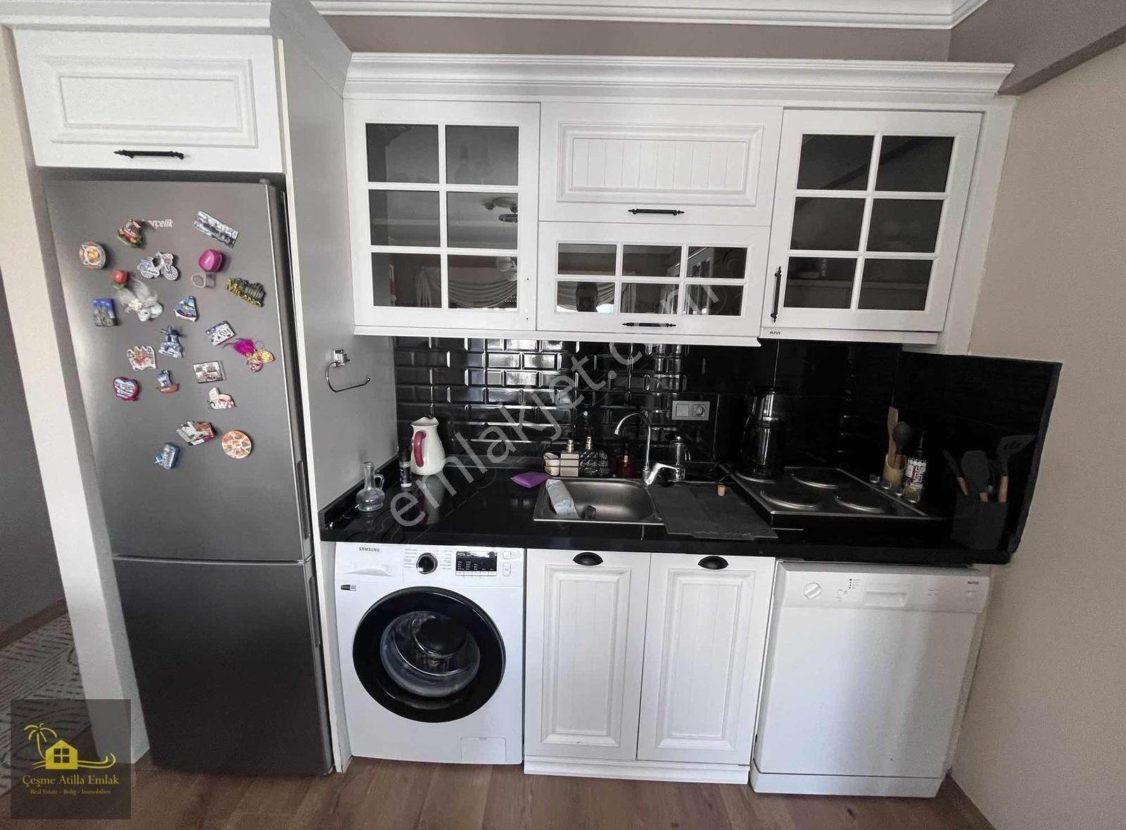 Çeşmede Kiralık Havuzlu Residence Daire - Görsel 13