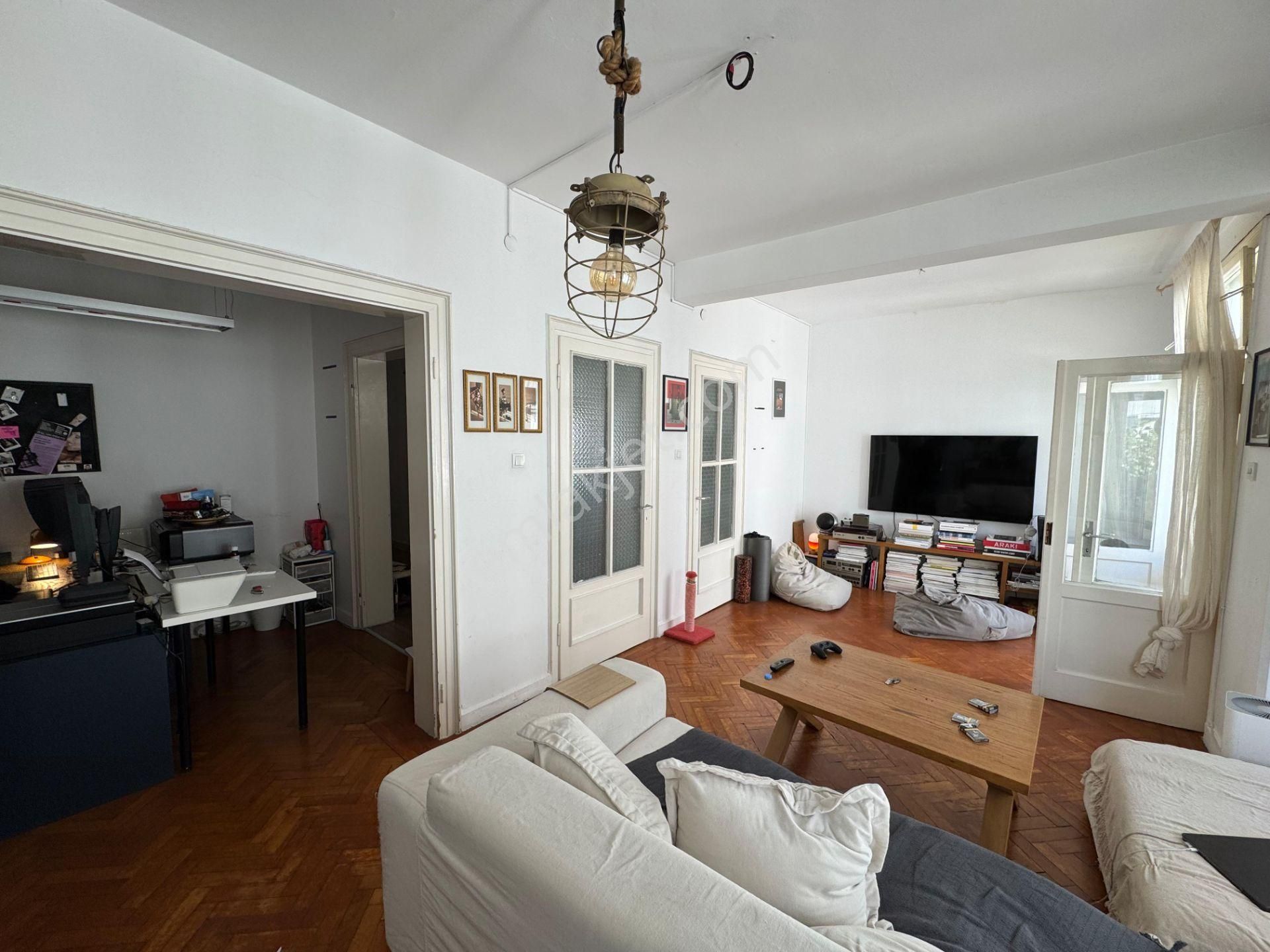 Erkutun'dan, Nişantaşı Merkezde Dönem Mimarisi 5 Katlı Satılık Bina - Görsel 7